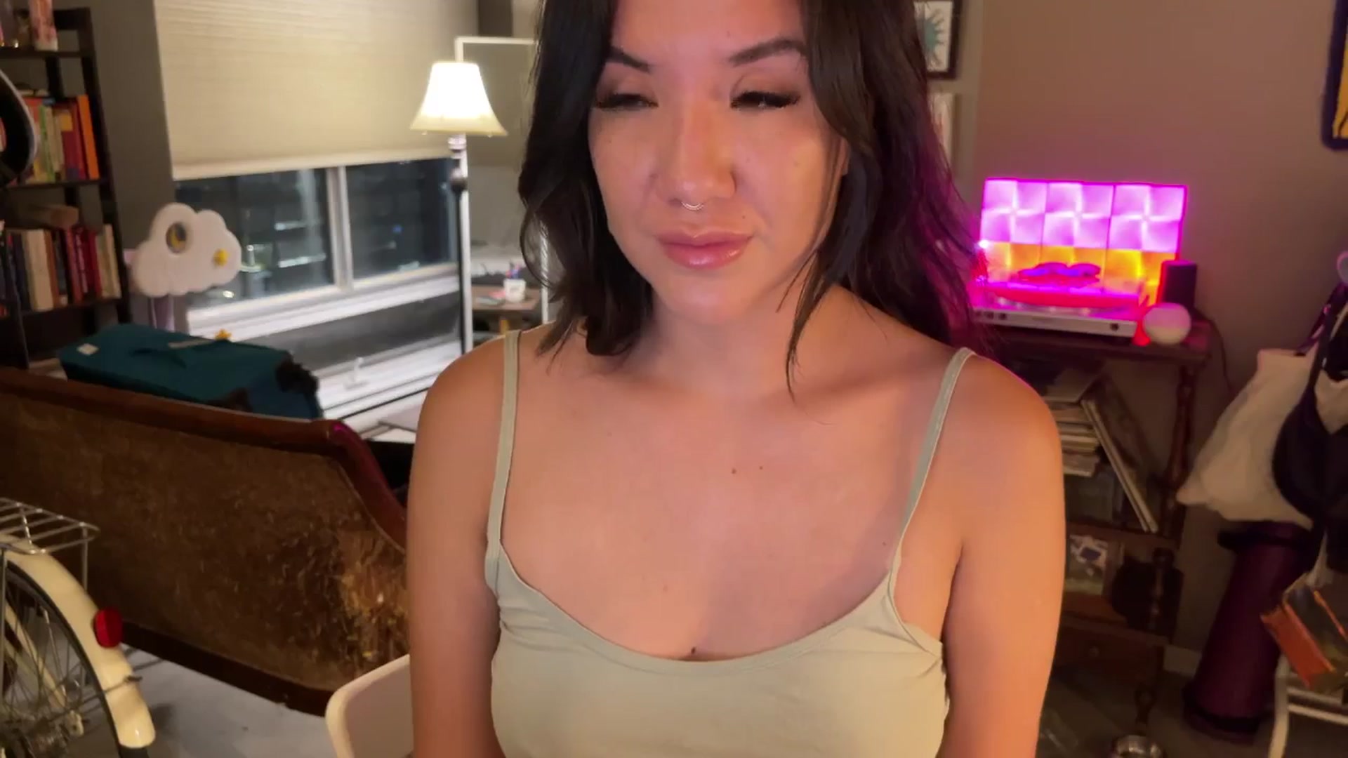 Gallery image thumbnail from Mirah's myfreecams stream on, 07/31/2024, 04:23 image 19 of 20