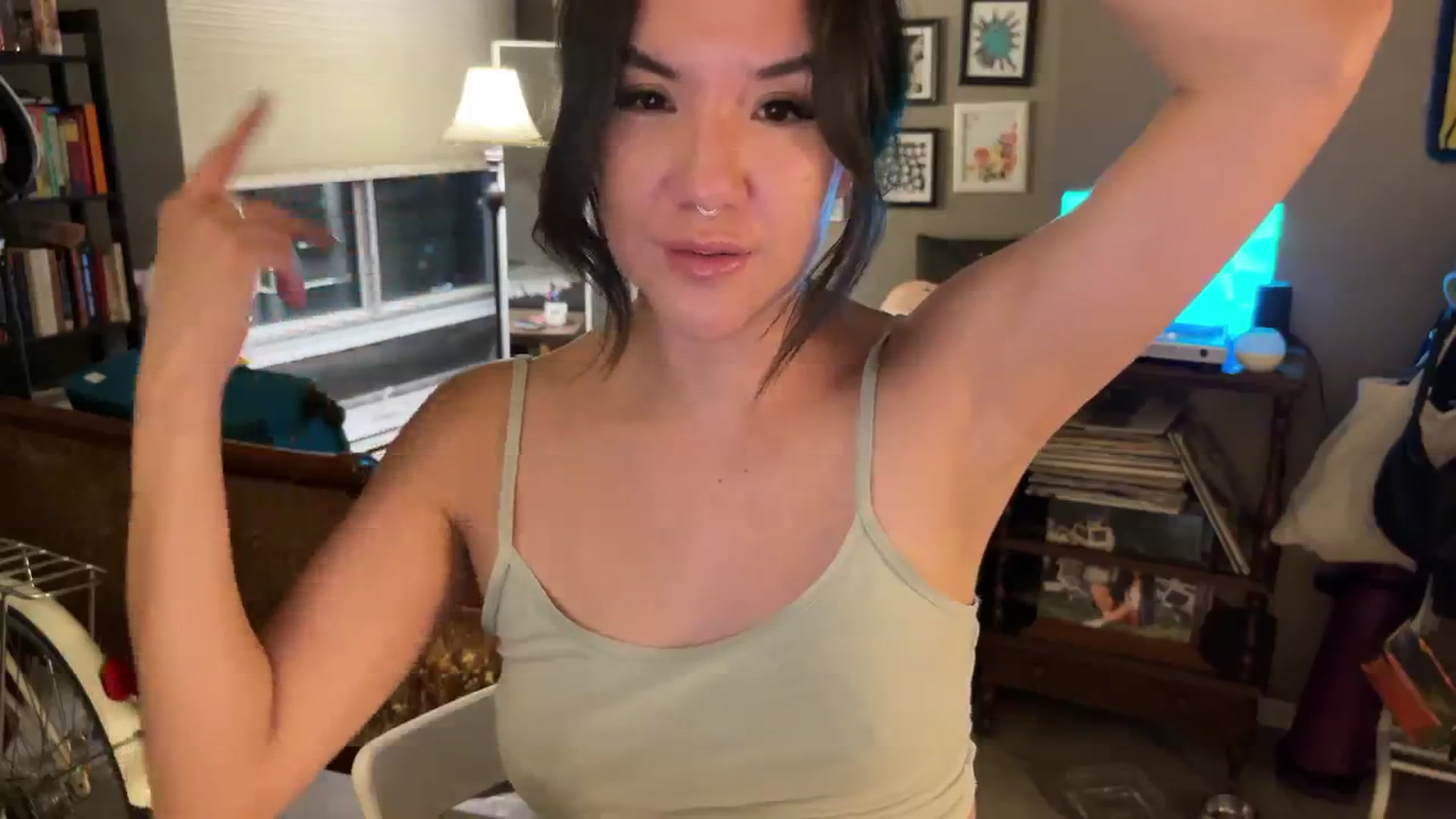 Gallery image thumbnail from Mirah's myfreecams stream on, 07/31/2024, 04:23 image 18 of 20