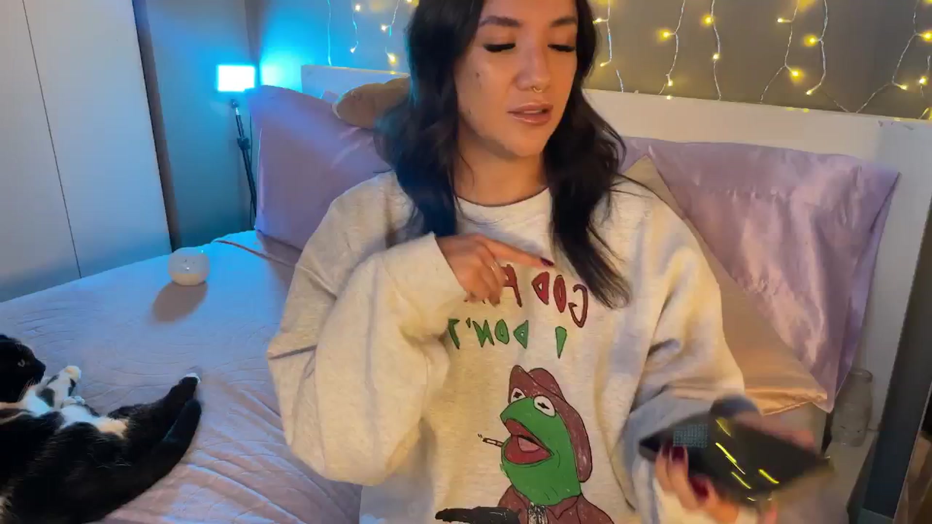 Gallery image thumbnail from Mirah's myfreecams stream on, 09/16/2024, 02:30 image 11 of 20
