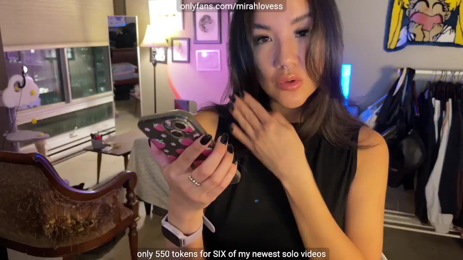 Gallery image thumbnail from Mirah's myfreecams stream on, 10/27/2024, 02:57 image 10 of 20