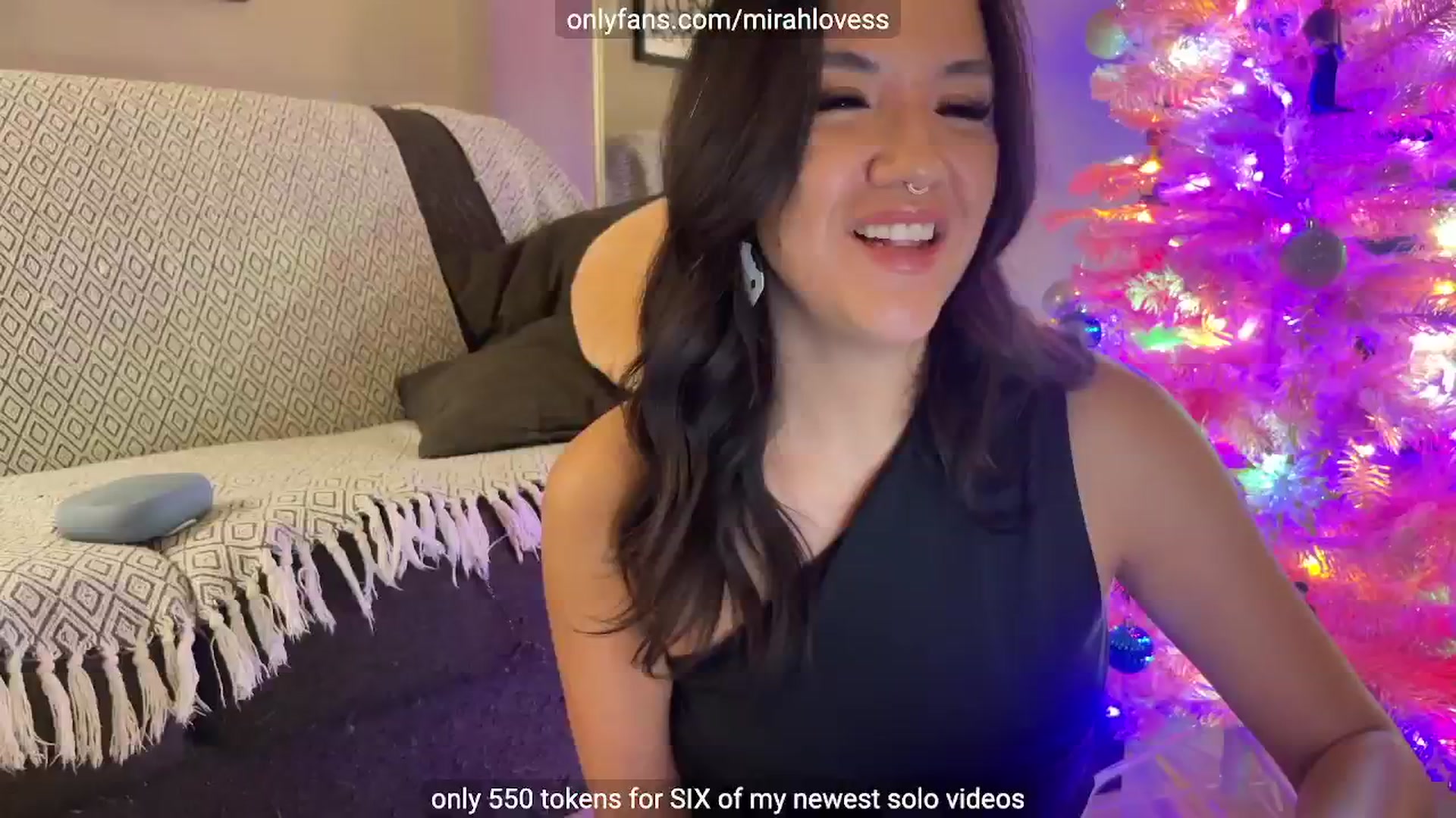 Gallery image thumbnail from Mirah's myfreecams stream on, 12/15/2024, 02:38 image 19 of 20