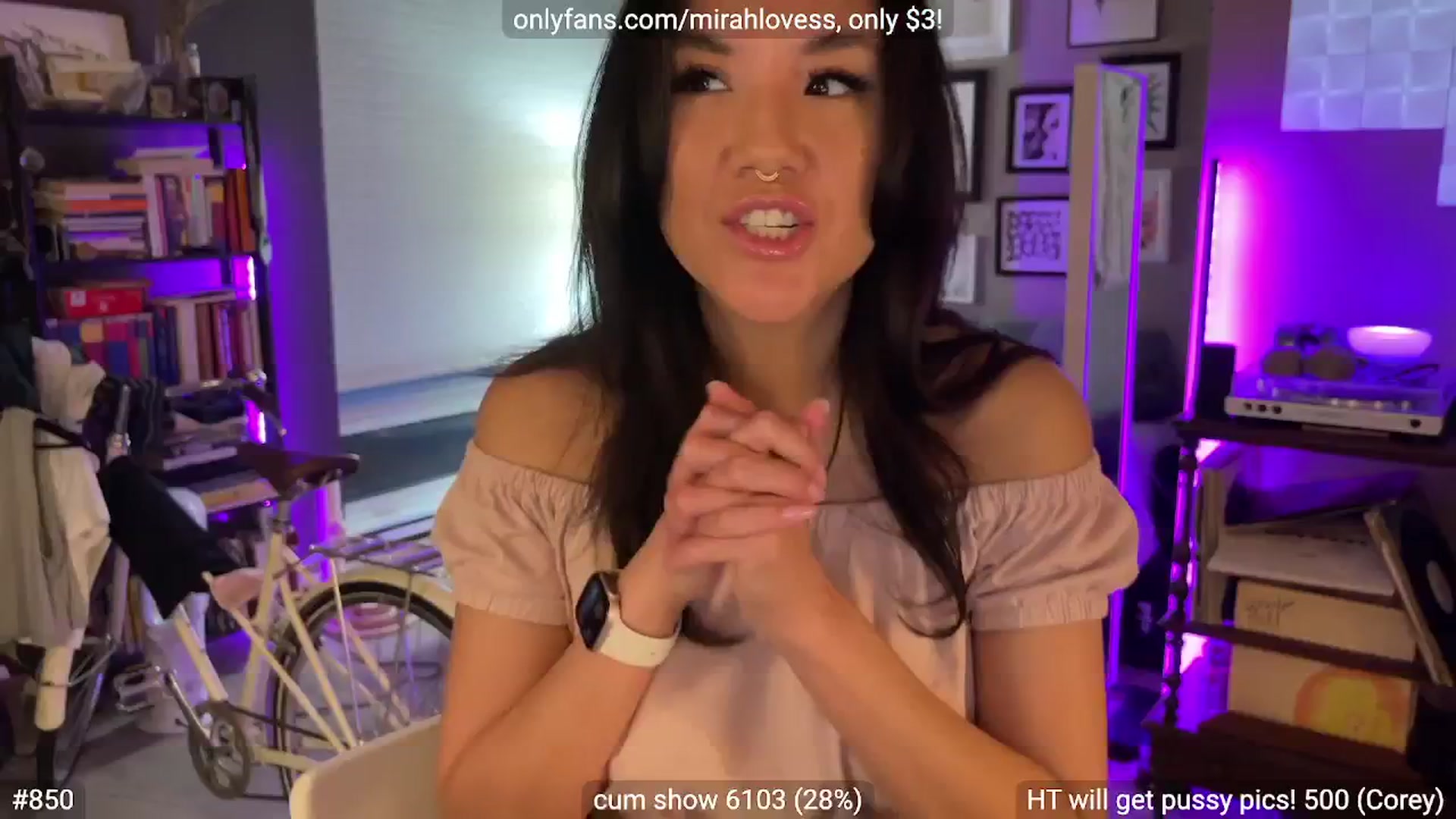 Gallery image thumbnail from Mirah's myfreecams stream on, 04/04/2025, 04:06 image 4 of 20