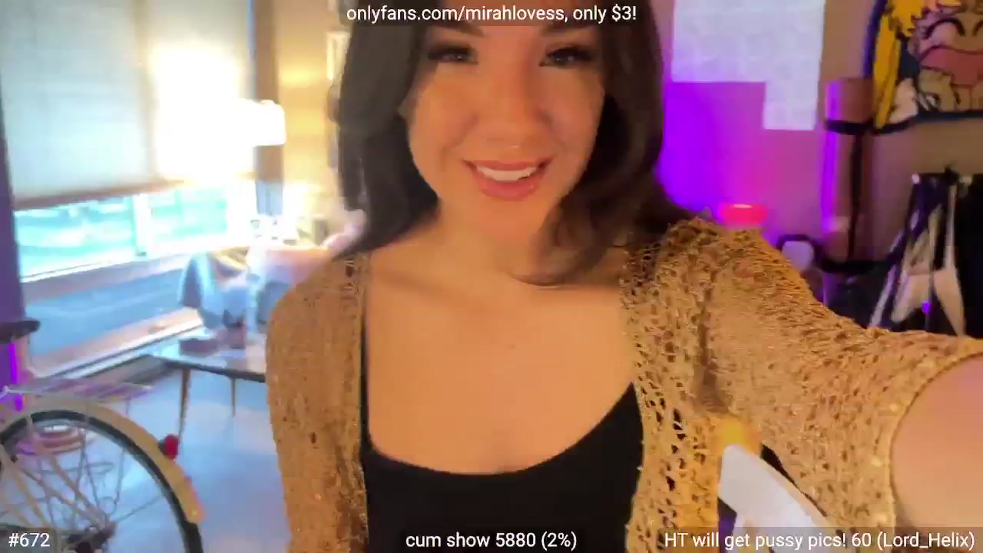 Gallery image thumbnail from Mirah's myfreecams stream on, 04/05/2025, 03:21 image 2 of 20