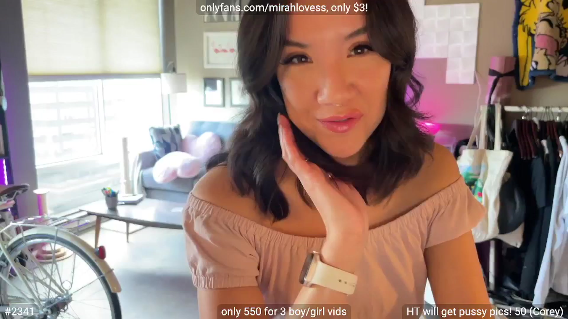 Gallery image thumbnail from Mirah's myfreecams stream on, 04/28/2025, 01:24 image 3 of 20
