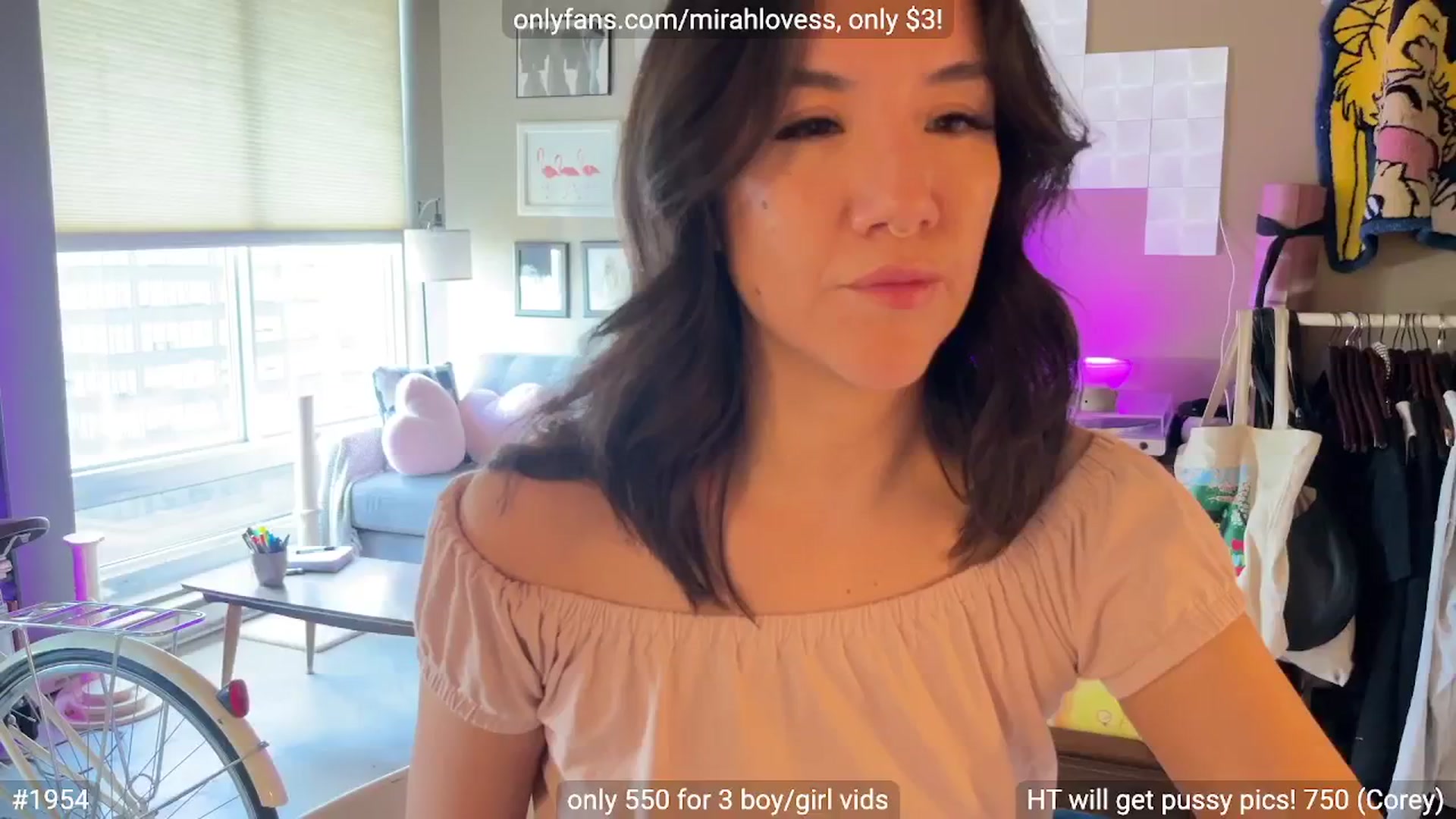 Gallery image thumbnail from Mirah's myfreecams stream on, 04/28/2025, 01:24 image 19 of 20