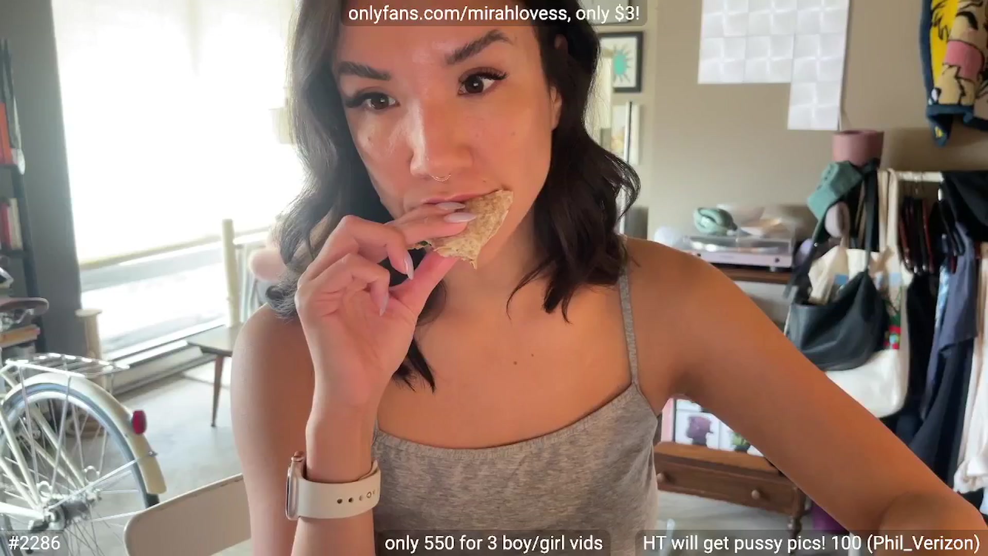 Gallery image thumbnail from Mirah's myfreecams stream on, 05/07/2025, 20:16 image 10 of 20