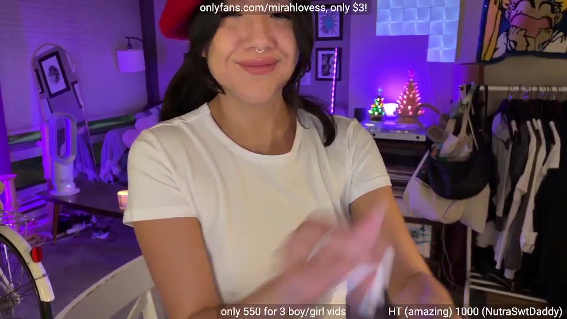 Gallery image thumbnail from Mirah's myfreecams stream on, 12/24/2025, 05:01 image 9 of 20