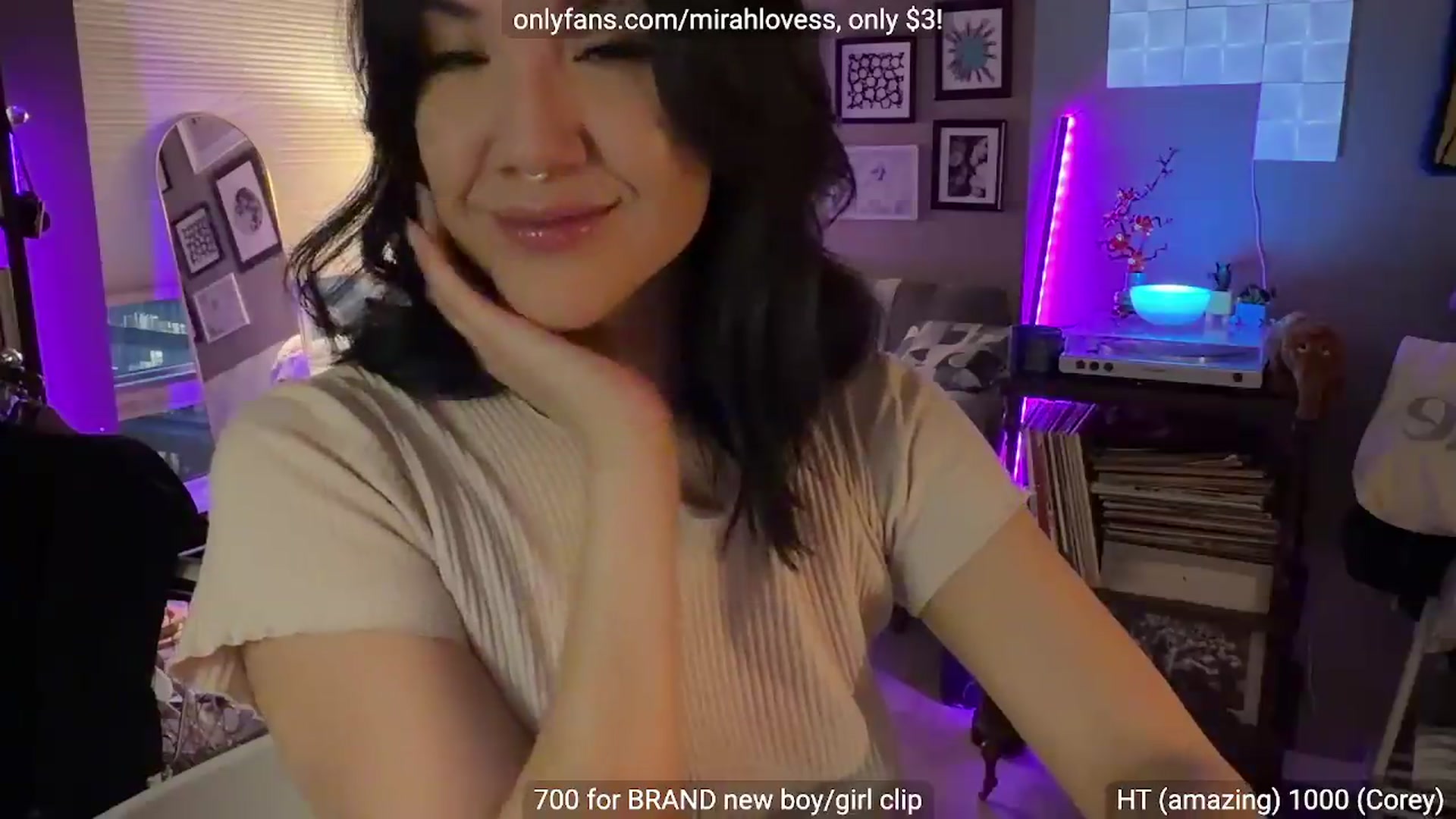 Gallery image thumbnail from Mirah's myfreecams stream on, 04/25/2026, 03:12 image 18 of 20