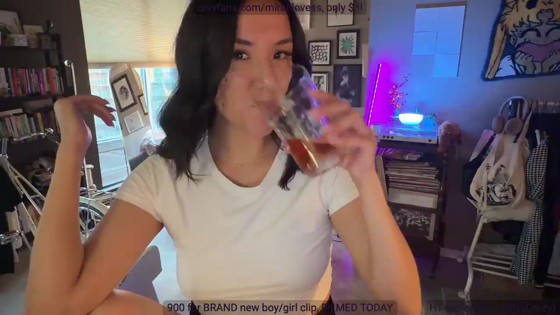 Gallery image thumbnail from Mirah's myfreecams stream on, 05/16/2026, 03:05 image 16 of 20