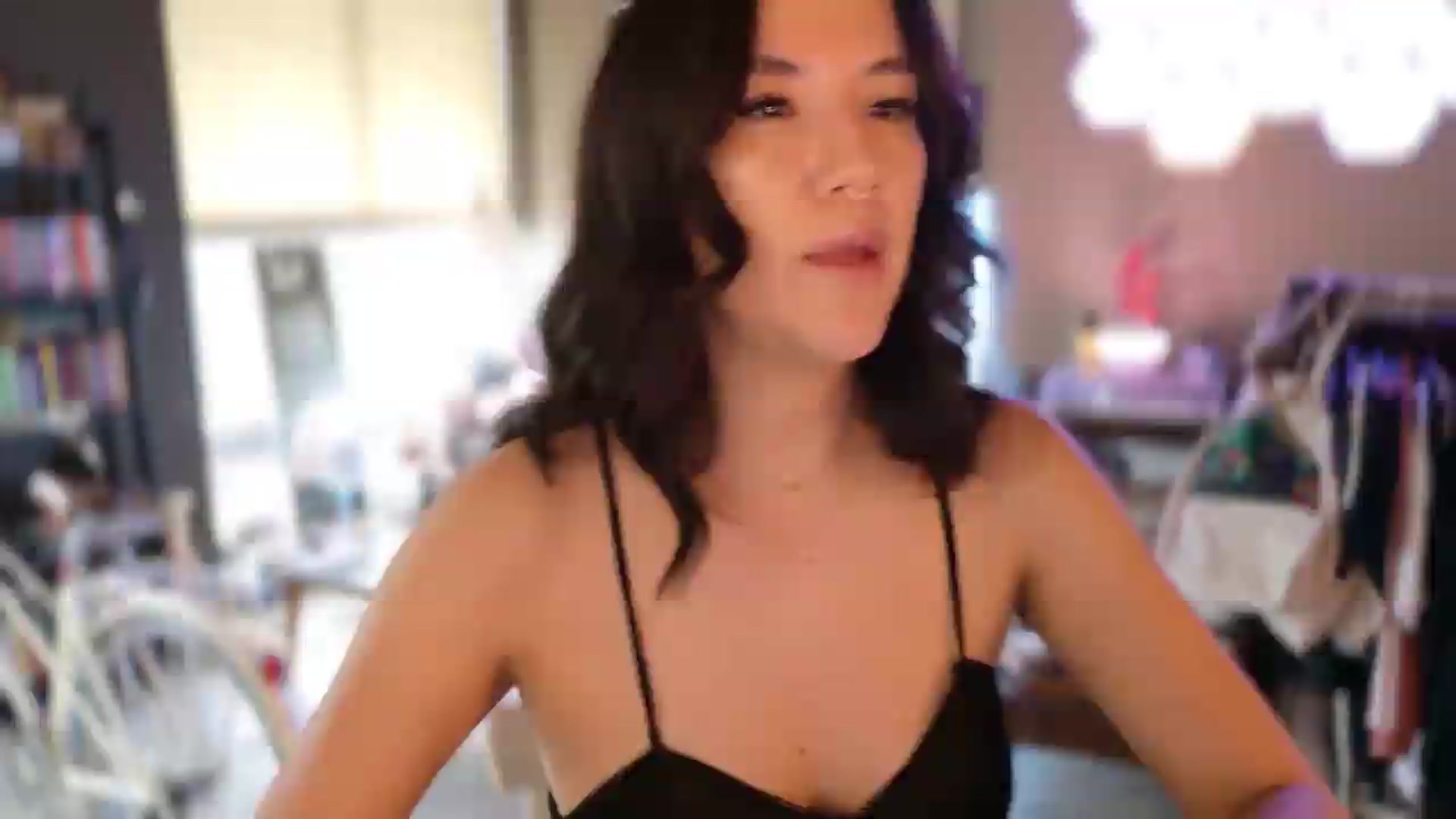 Gallery image thumbnail from Mirah's myfreecams stream on, 06/05/2026, 02:19 image 10 of 20