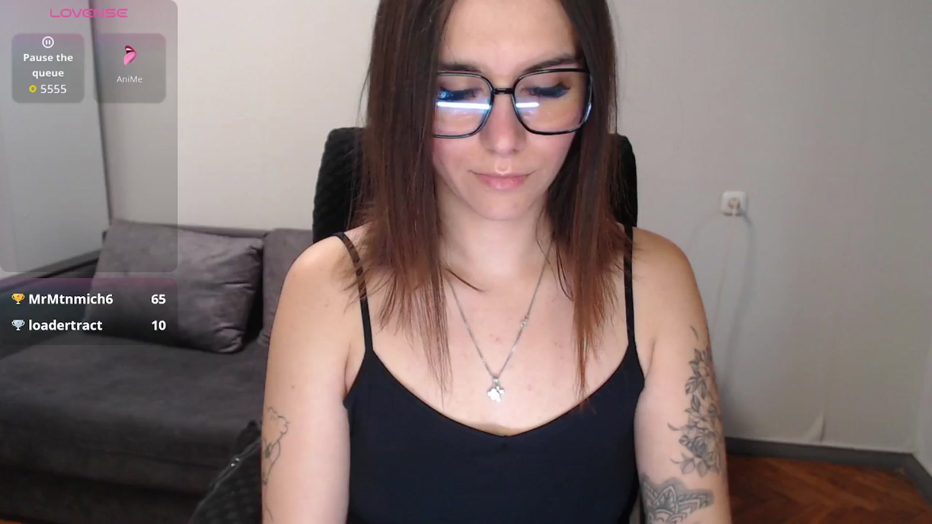 Gallery image thumbnail from Mirella_Babe's myfreecams stream on, 04/09/2026, 12:41 image 1 of 20