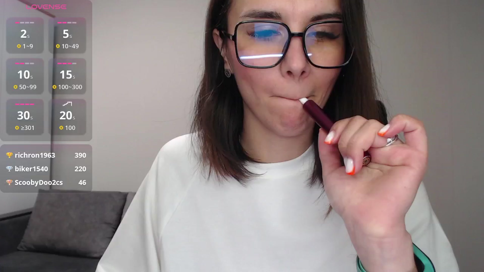 Gallery image thumbnail from Mirella_Babe's myfreecams stream on, 04/14/2026, 13:44 image 15 of 20