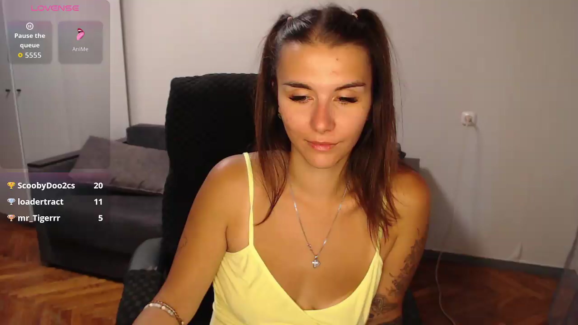Gallery image thumbnail from Mirella_Babe's myfreecams stream on, 07/30/2026, 12:30 image 18 of 20