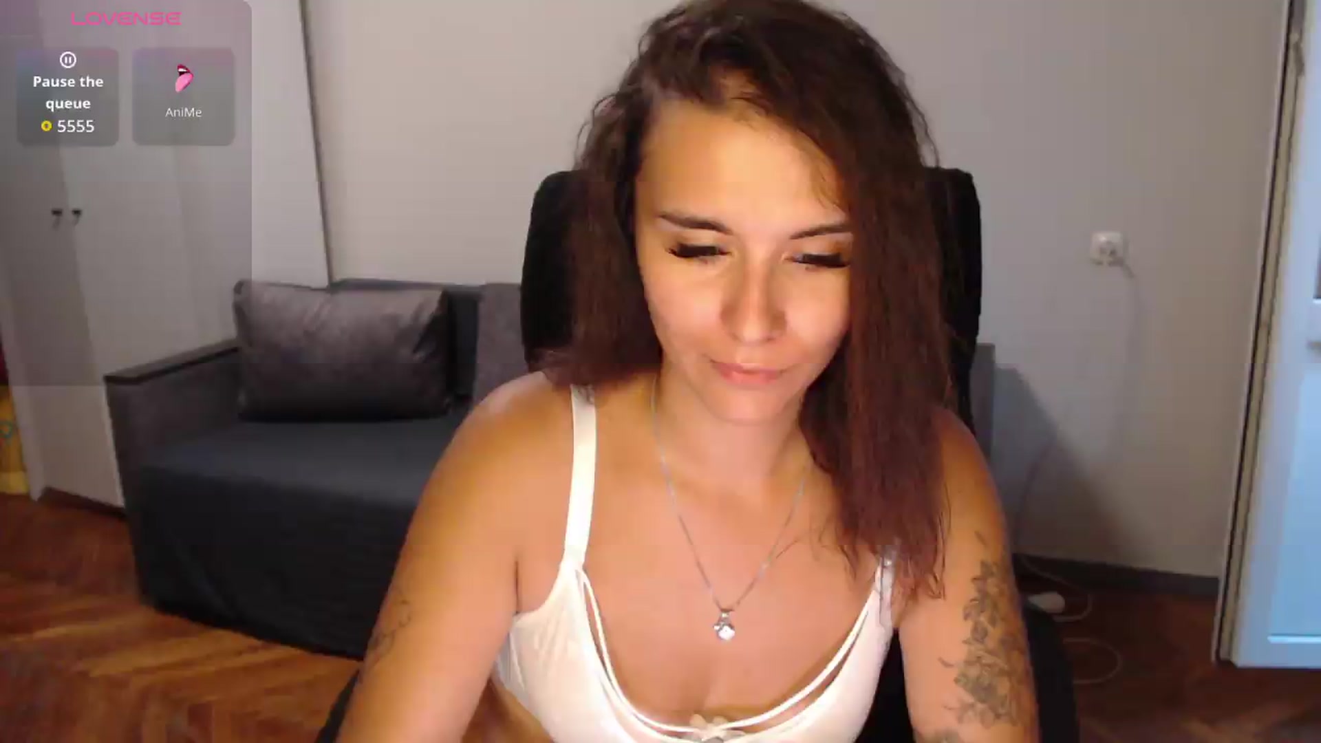 Gallery image thumbnail from Mirella_Babe's myfreecams stream on, 08/11/2026, 16:29 image 13 of 20