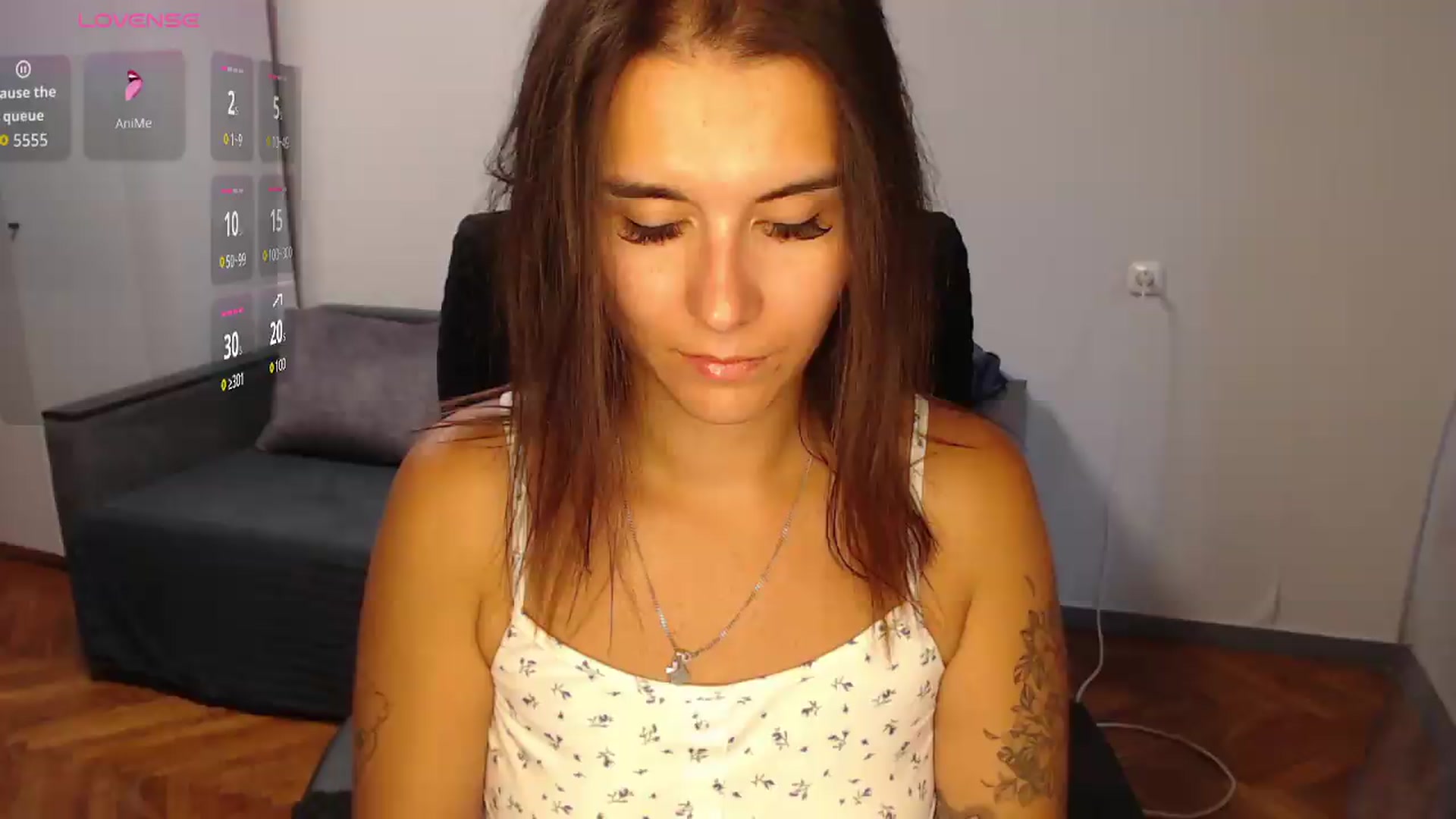 Gallery image thumbnail from Mirella_Babe's myfreecams stream on, 08/19/2026, 17:31 image 3 of 20