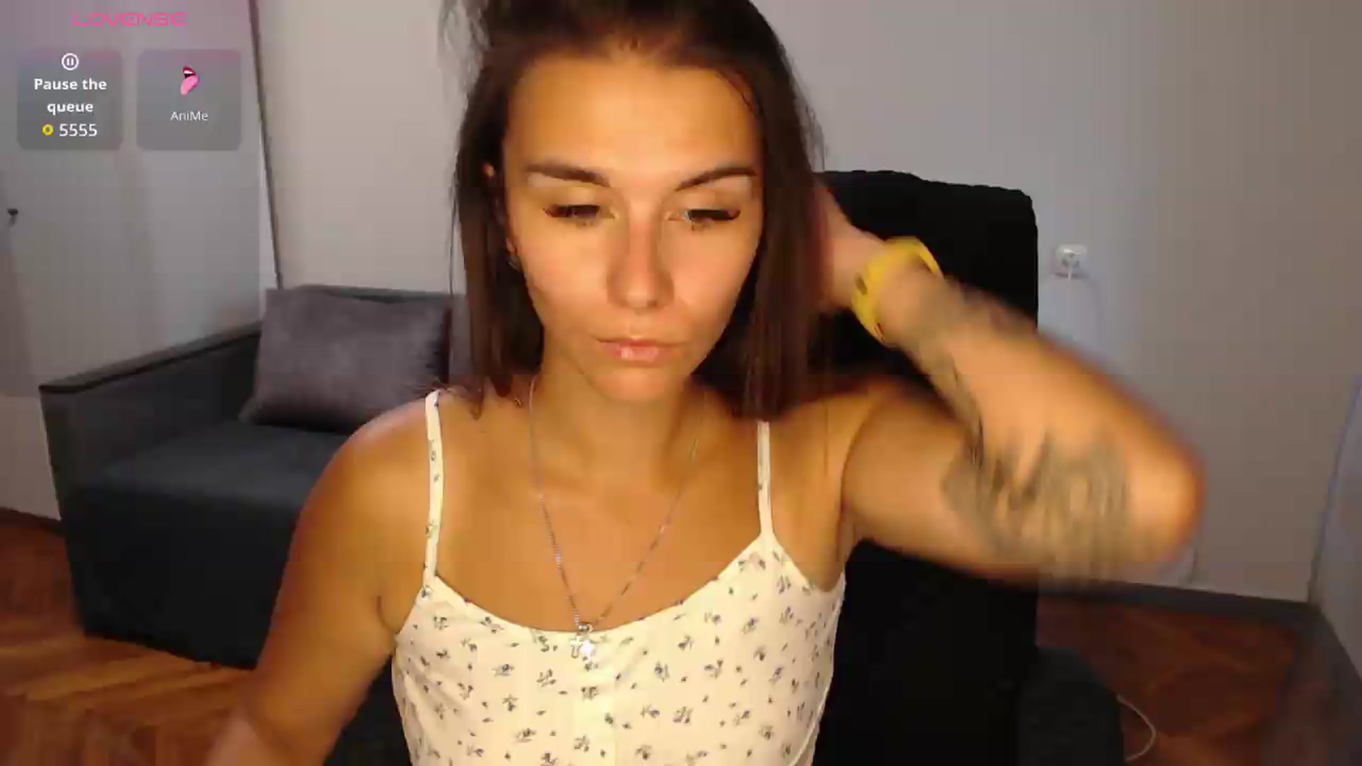 Gallery image thumbnail from Mirella_Babe's myfreecams stream on, 08/19/2026, 17:31 image 1 of 20