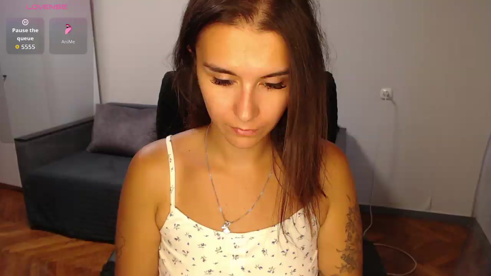 Gallery image thumbnail from Mirella_Babe's myfreecams stream on, 08/19/2026, 17:31 image 4 of 20