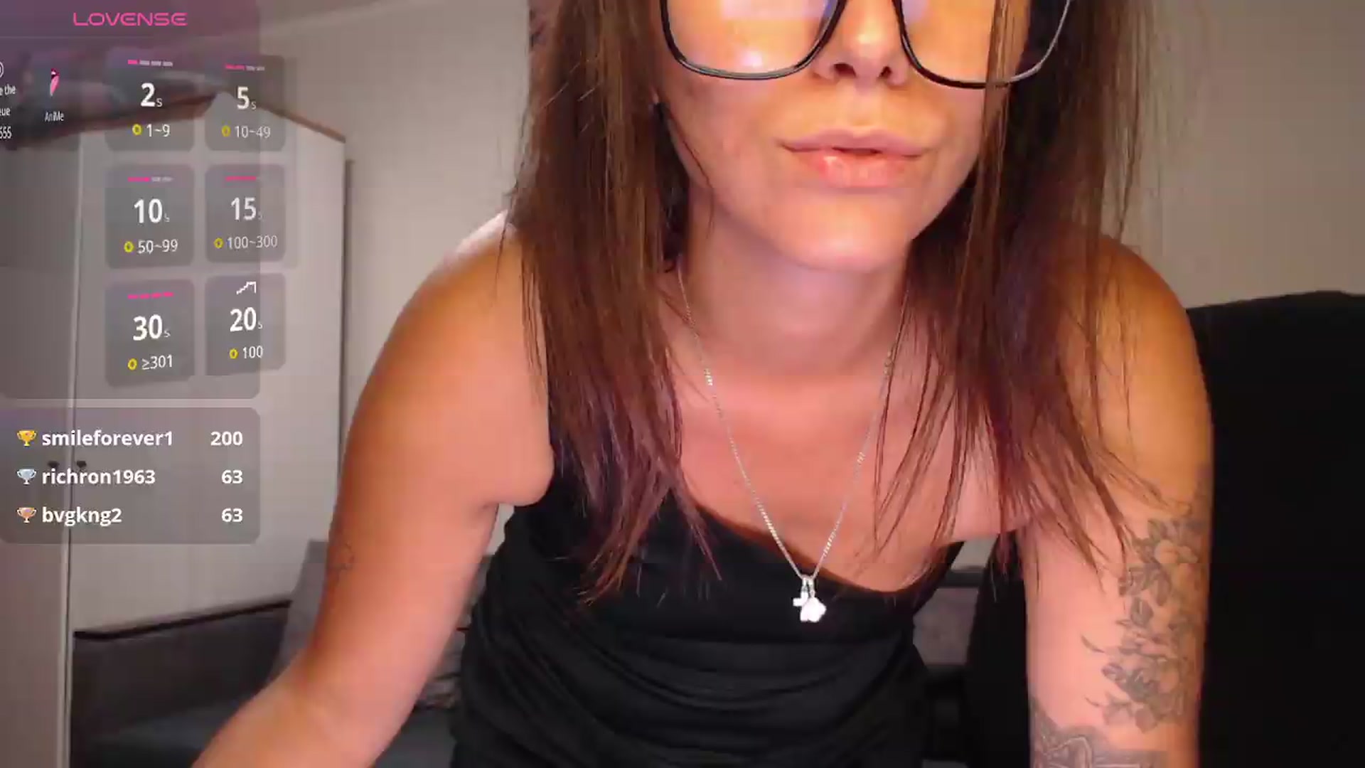 Gallery image thumbnail from Mirella_Babe's myfreecams stream on, 08/29/2026, 17:22 image 8 of 20