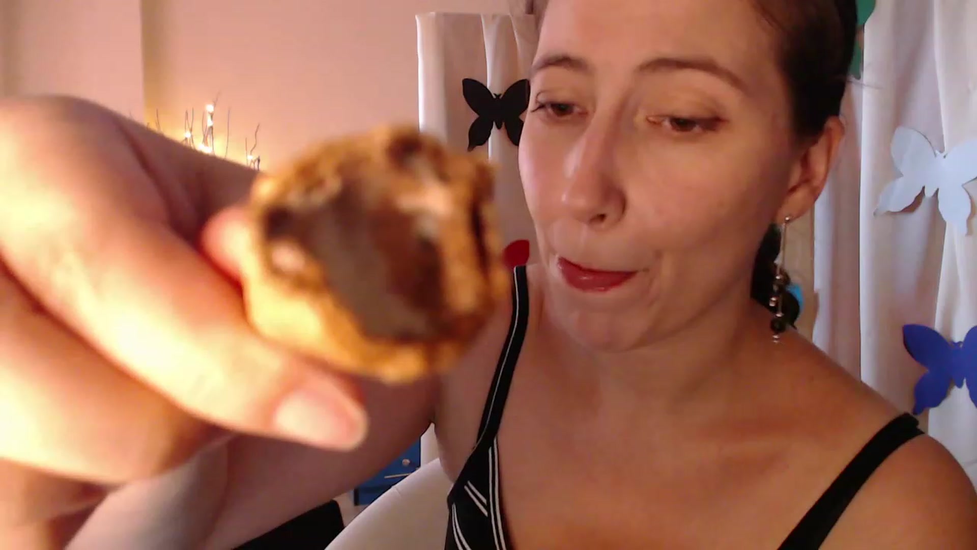 Gallery image thumbnail from MiriamRose's myfreecams stream on, 07/20/2023, 12:23 image 7 of 20