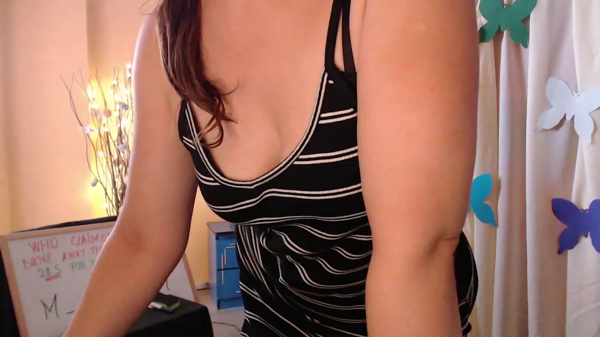 Gallery image thumbnail from MiriamRose's myfreecams stream on, 07/20/2023, 12:23 image 10 of 20
