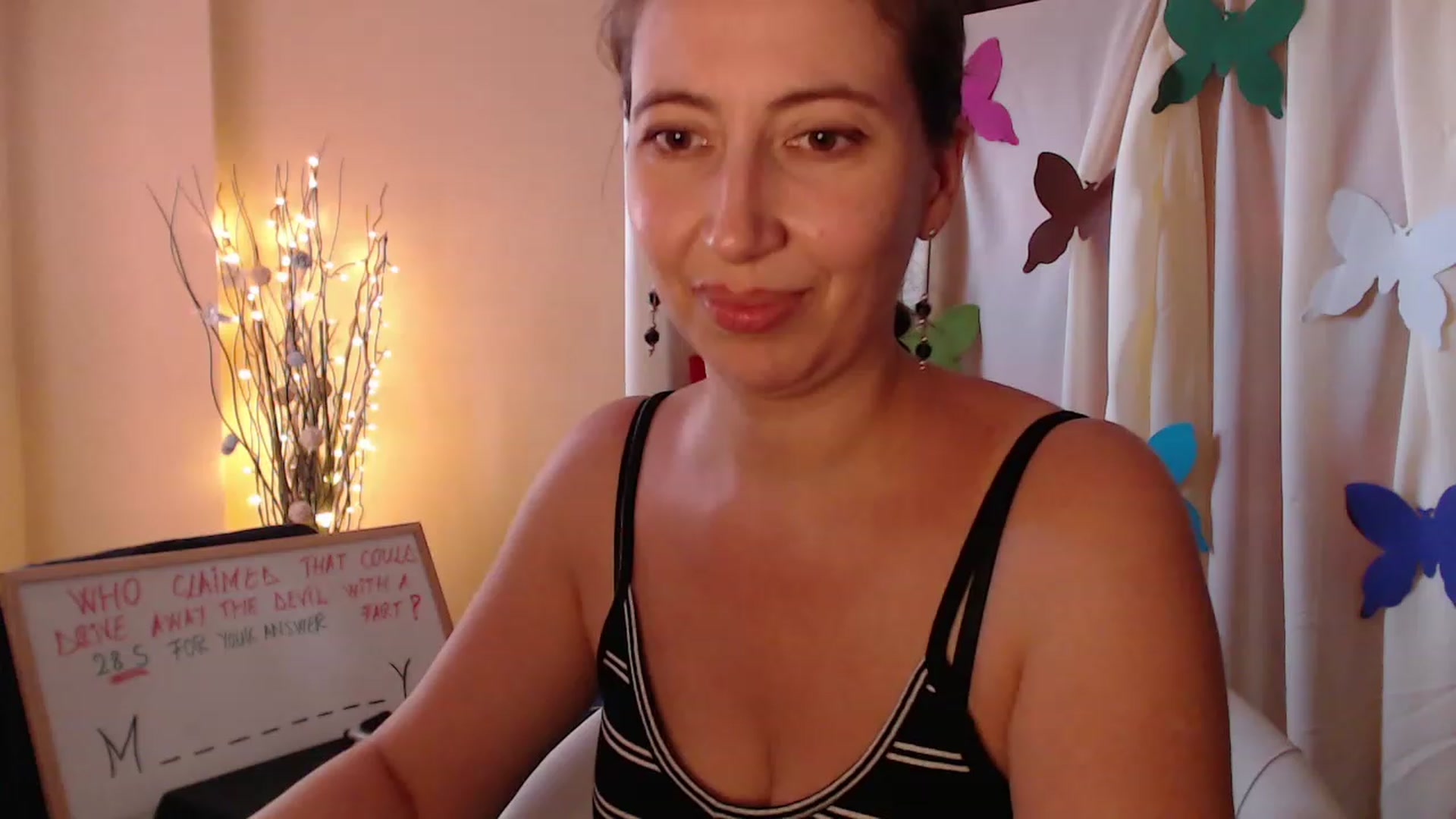 Gallery image thumbnail from MiriamRose's myfreecams stream on, 07/20/2023, 12:23 image 8 of 20