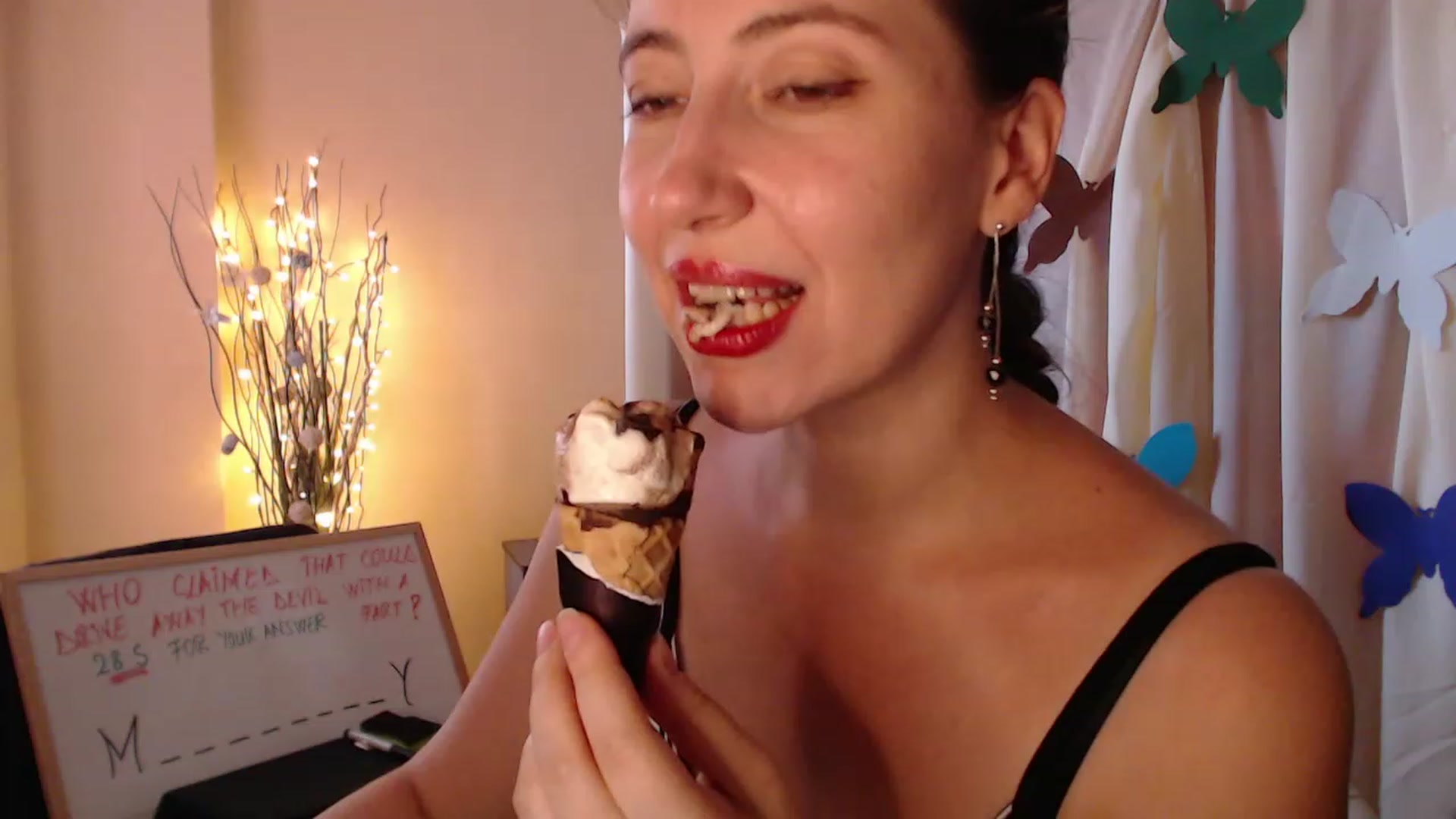 Gallery image thumbnail from MiriamRose's myfreecams stream on, 07/20/2023, 12:23 image 4 of 20