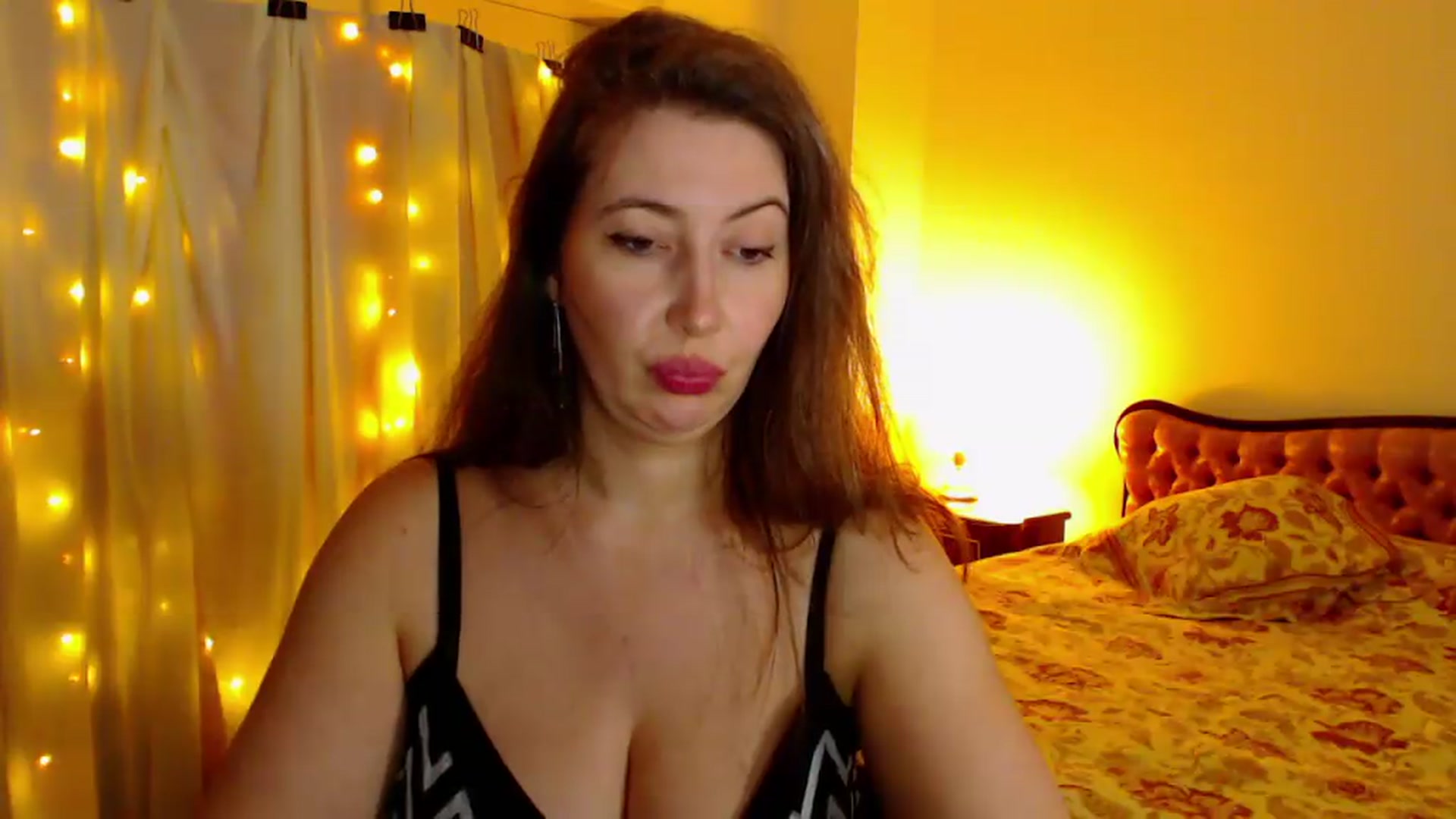 Gallery image thumbnail from MiriamRose's myfreecams stream on, 07/16/2026, 15:23 image 20 of 20