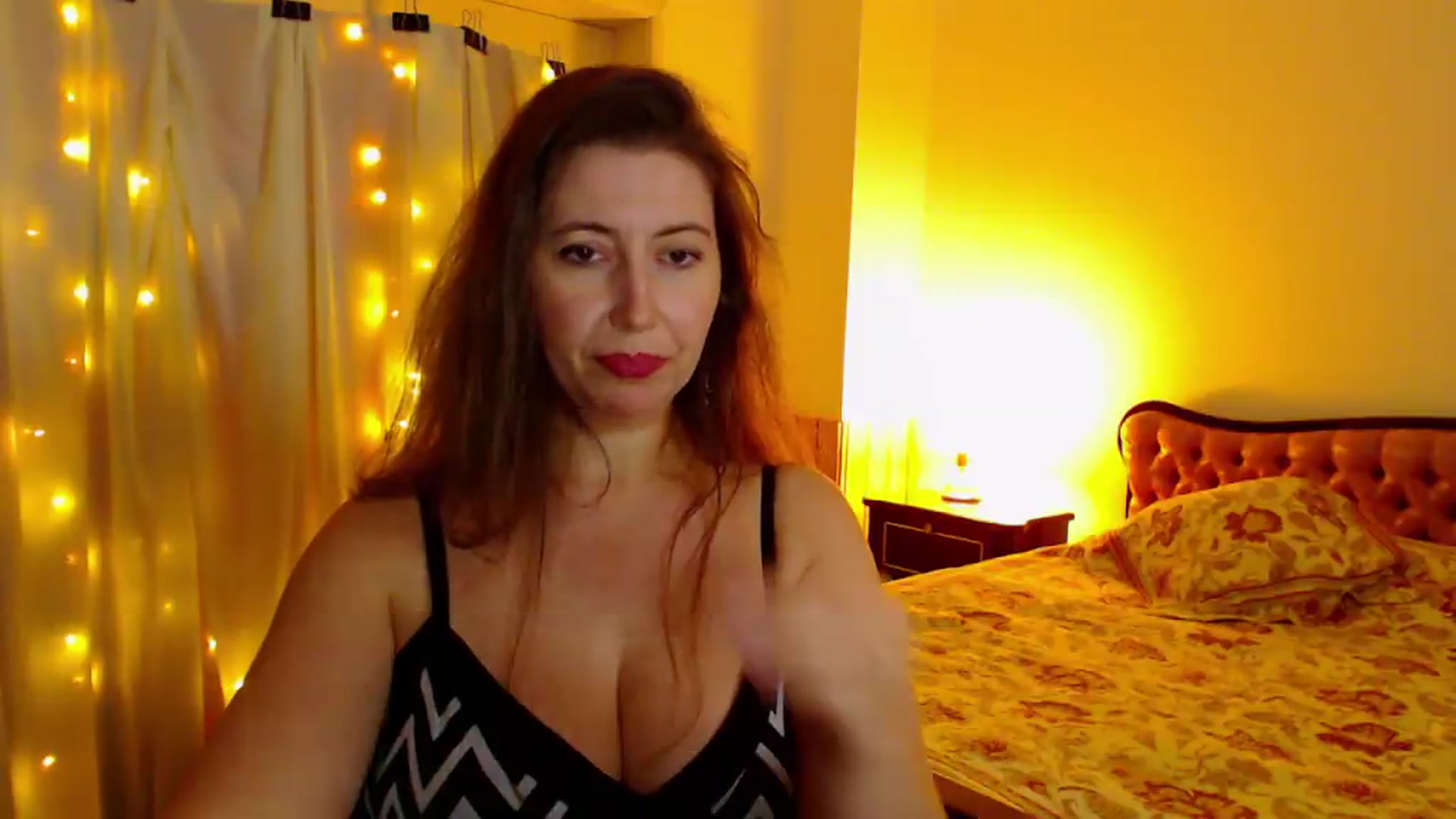 Gallery image thumbnail from MiriamRose's myfreecams stream on, 07/16/2026, 15:23 image 17 of 20