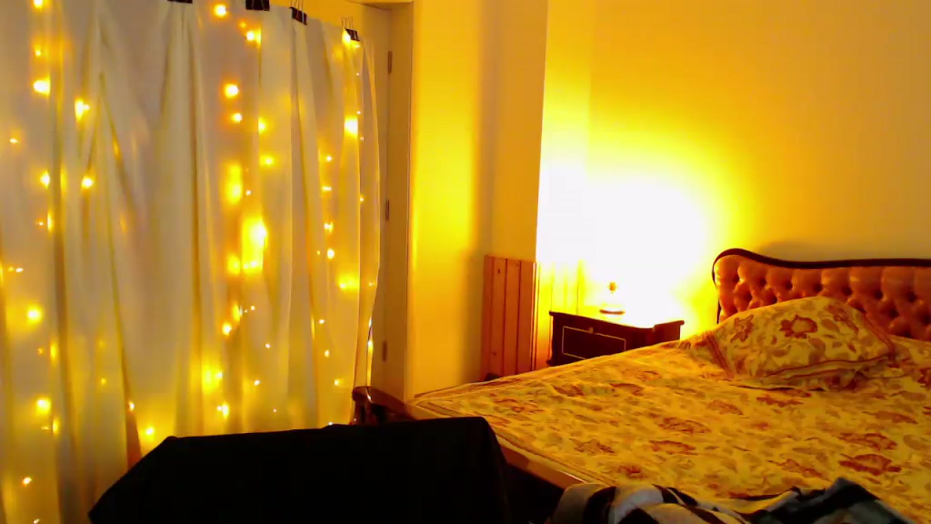 Gallery image thumbnail from MiriamRose's myfreecams stream on, 07/16/2026, 15:23 image 13 of 20