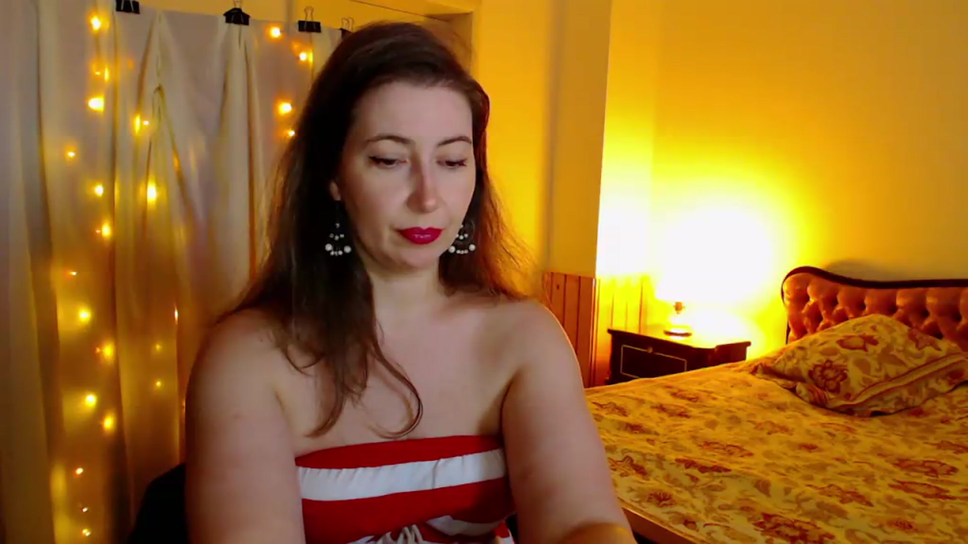 Gallery image thumbnail from MiriamRose's myfreecams stream on, 07/17/2026, 12:22 image 7 of 20