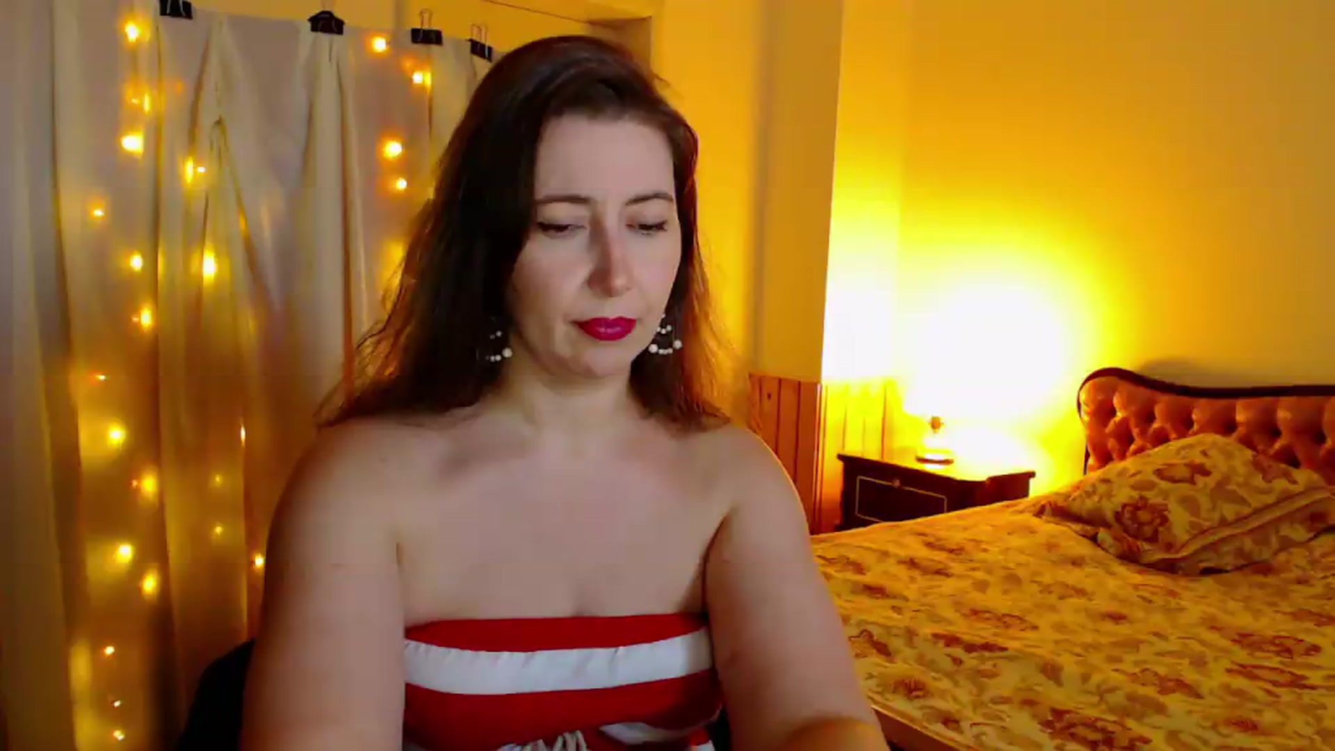 Gallery image thumbnail from MiriamRose's myfreecams stream on, 07/17/2026, 12:22 image 9 of 20