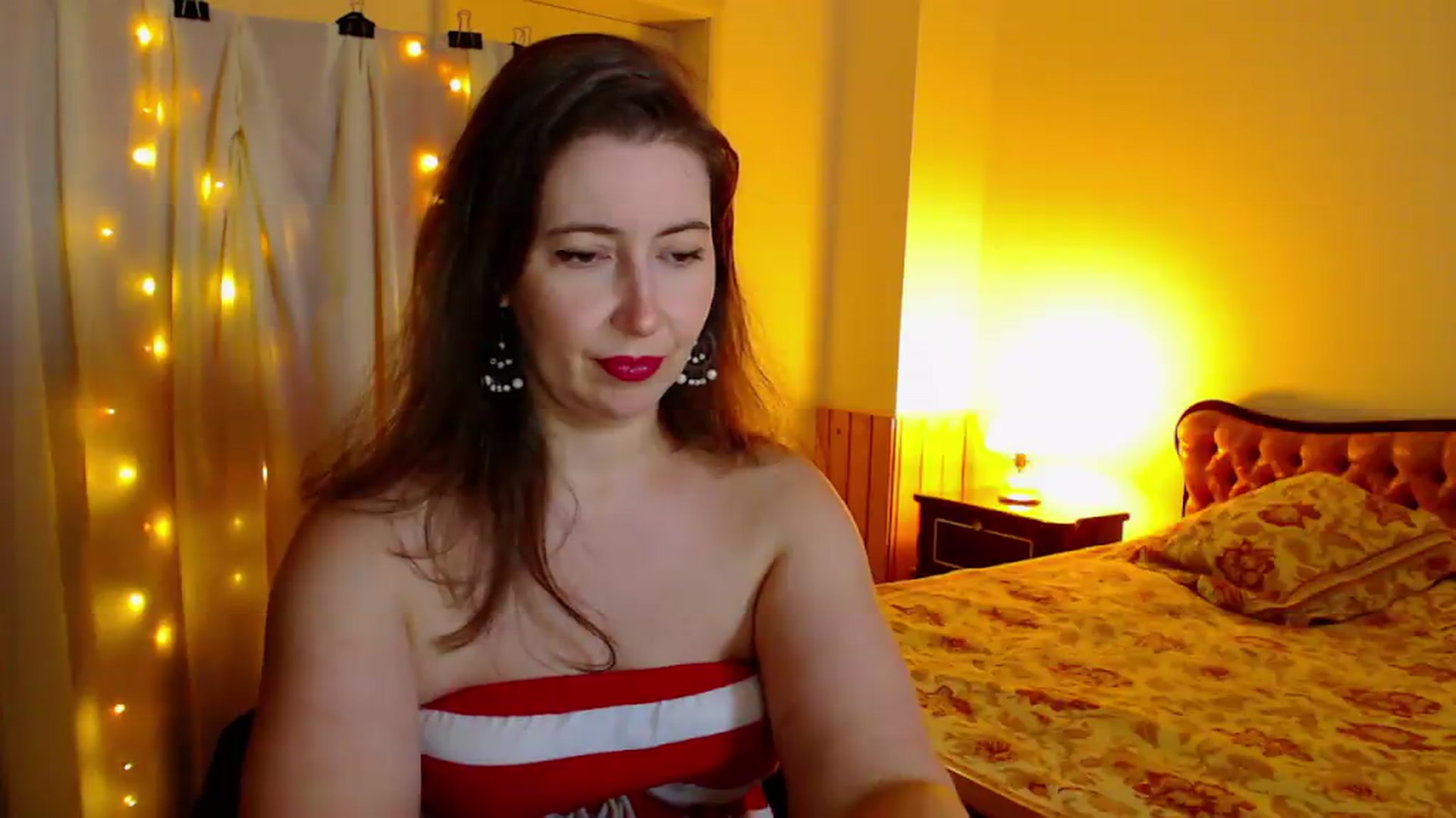 Gallery image thumbnail from MiriamRose's myfreecams stream on, 07/17/2026, 12:22 image 8 of 20