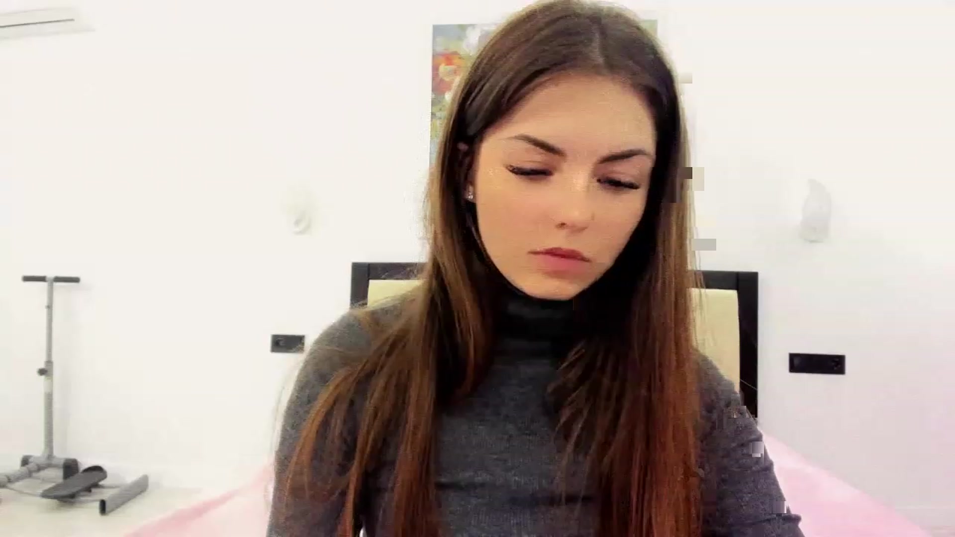 Gallery image thumbnail from Miriam_Mills's myfreecams stream on, 11/18/2022, 08:43 image 20 of 20