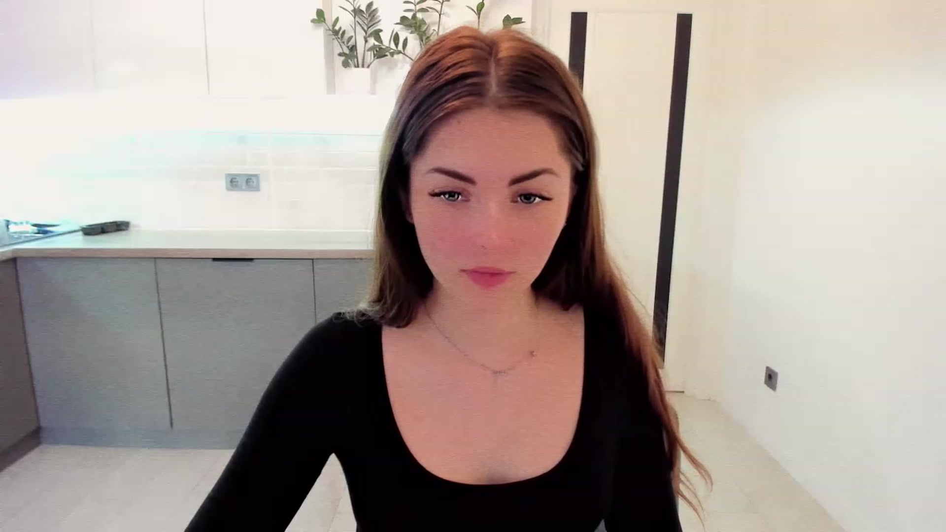 Gallery image thumbnail from Miriam_Mills's myfreecams stream on, 11/22/2022, 12:48 image 10 of 20