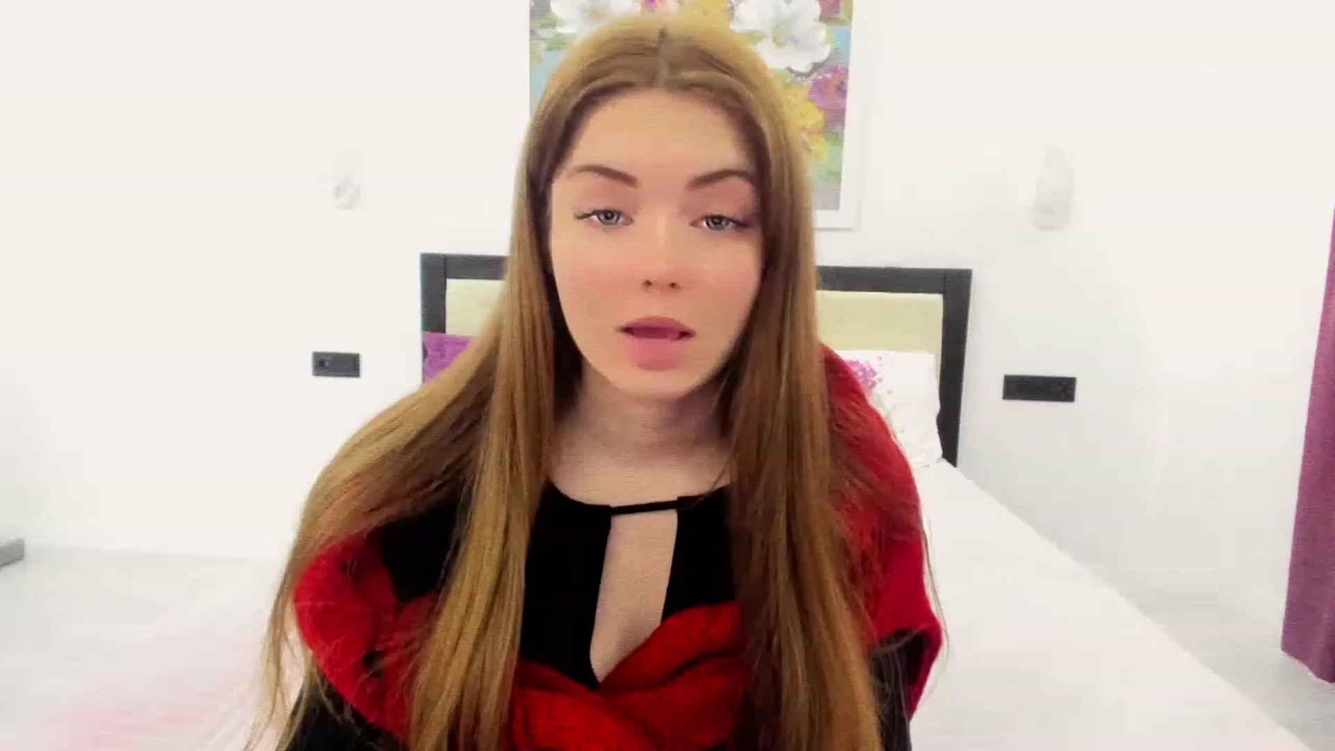 Gallery image thumbnail from Miriam_Mills's myfreecams stream on, 12/19/2022, 08:59 image 3 of 20