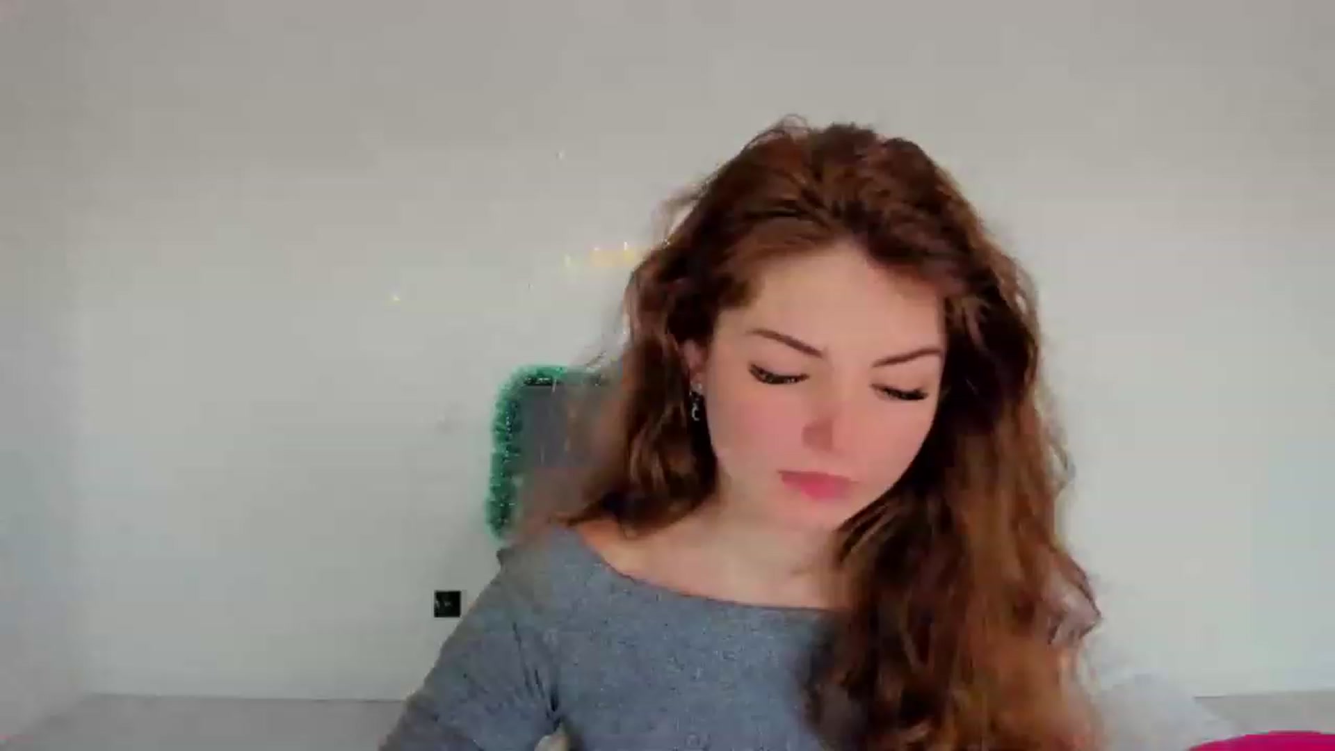 Gallery image thumbnail from Miriam_Mills's myfreecams stream on, 12/26/2022, 12:22 image 15 of 20