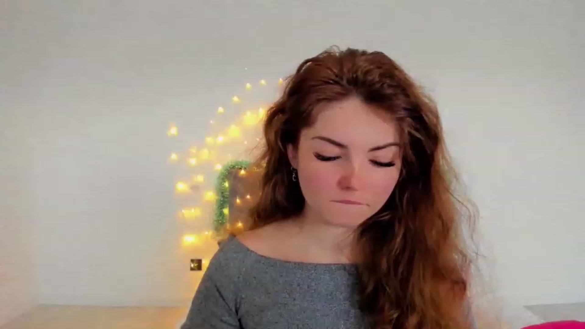 Gallery image thumbnail from Miriam_Mills's myfreecams stream on, 12/26/2022, 12:22 image 13 of 20