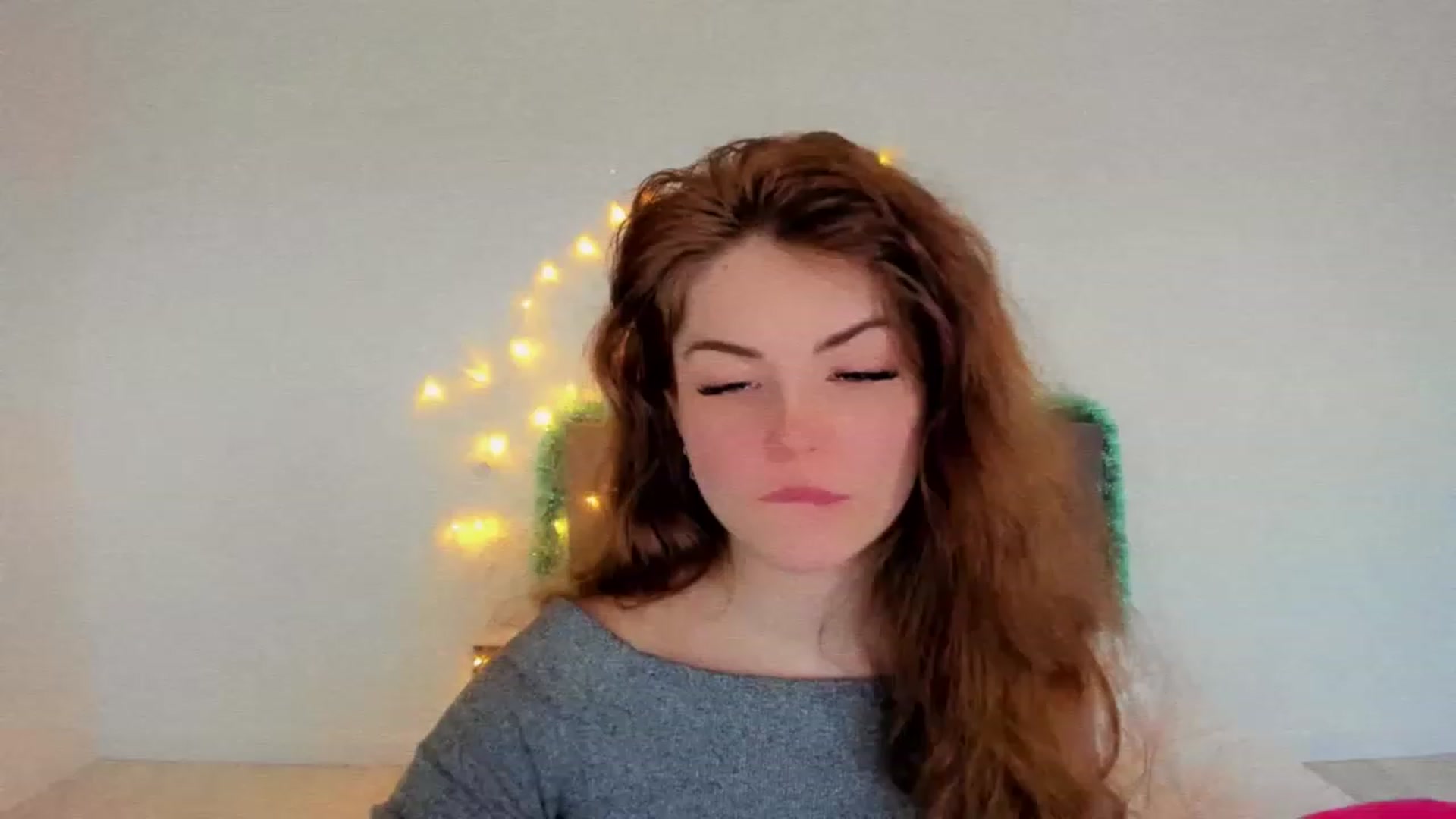 Gallery image thumbnail from Miriam_Mills's myfreecams stream on, 12/26/2022, 12:22 image 14 of 20