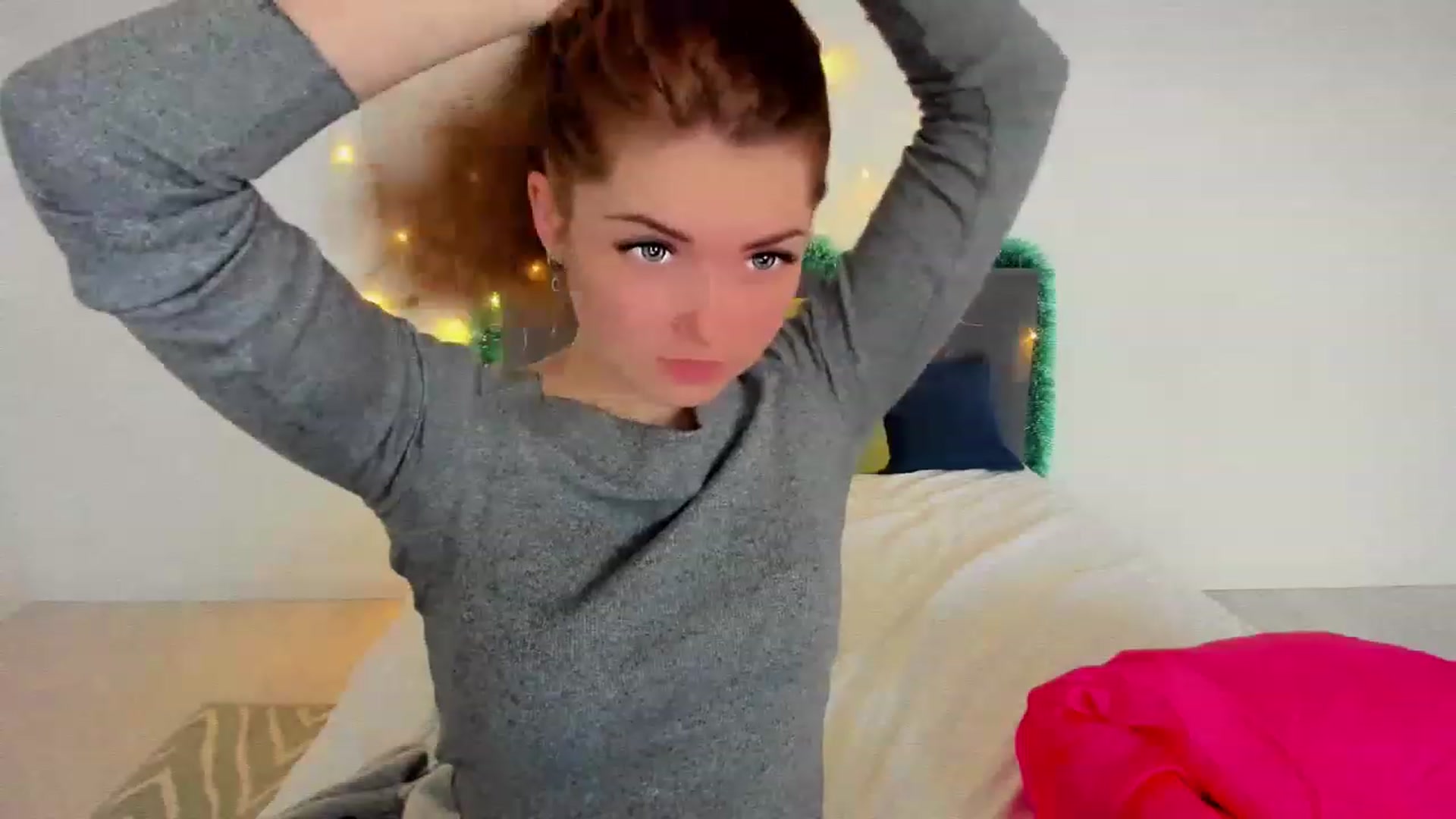 Gallery image thumbnail from Miriam_Mills's myfreecams stream on, 12/26/2022, 13:02 image 12 of 20