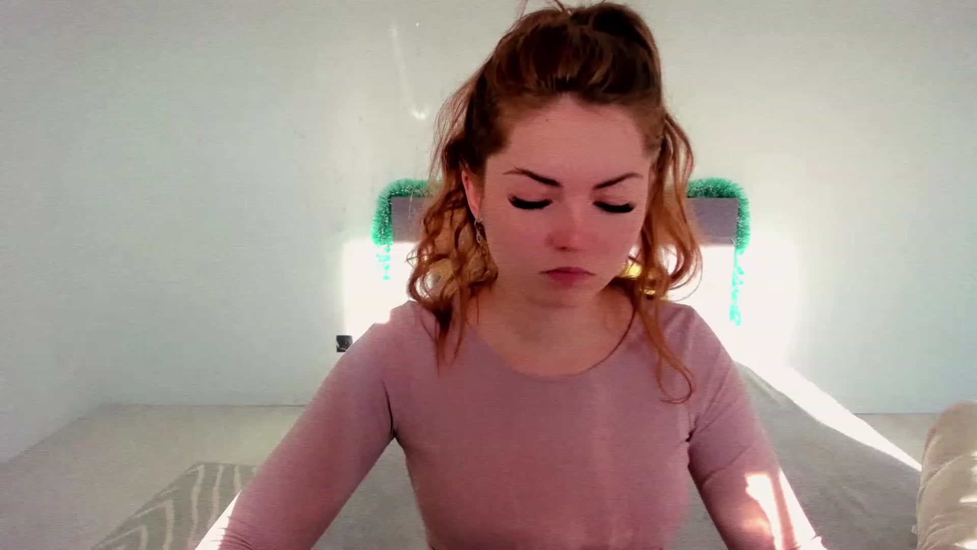 Gallery image thumbnail from Miriam_Mills's myfreecams stream on, 12/28/2022, 12:37 image 2 of 20