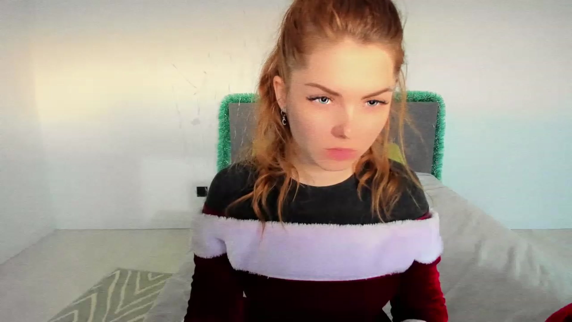 Gallery image thumbnail from Miriam_Mills's myfreecams stream on, 12/30/2022, 11:48 image 14 of 20