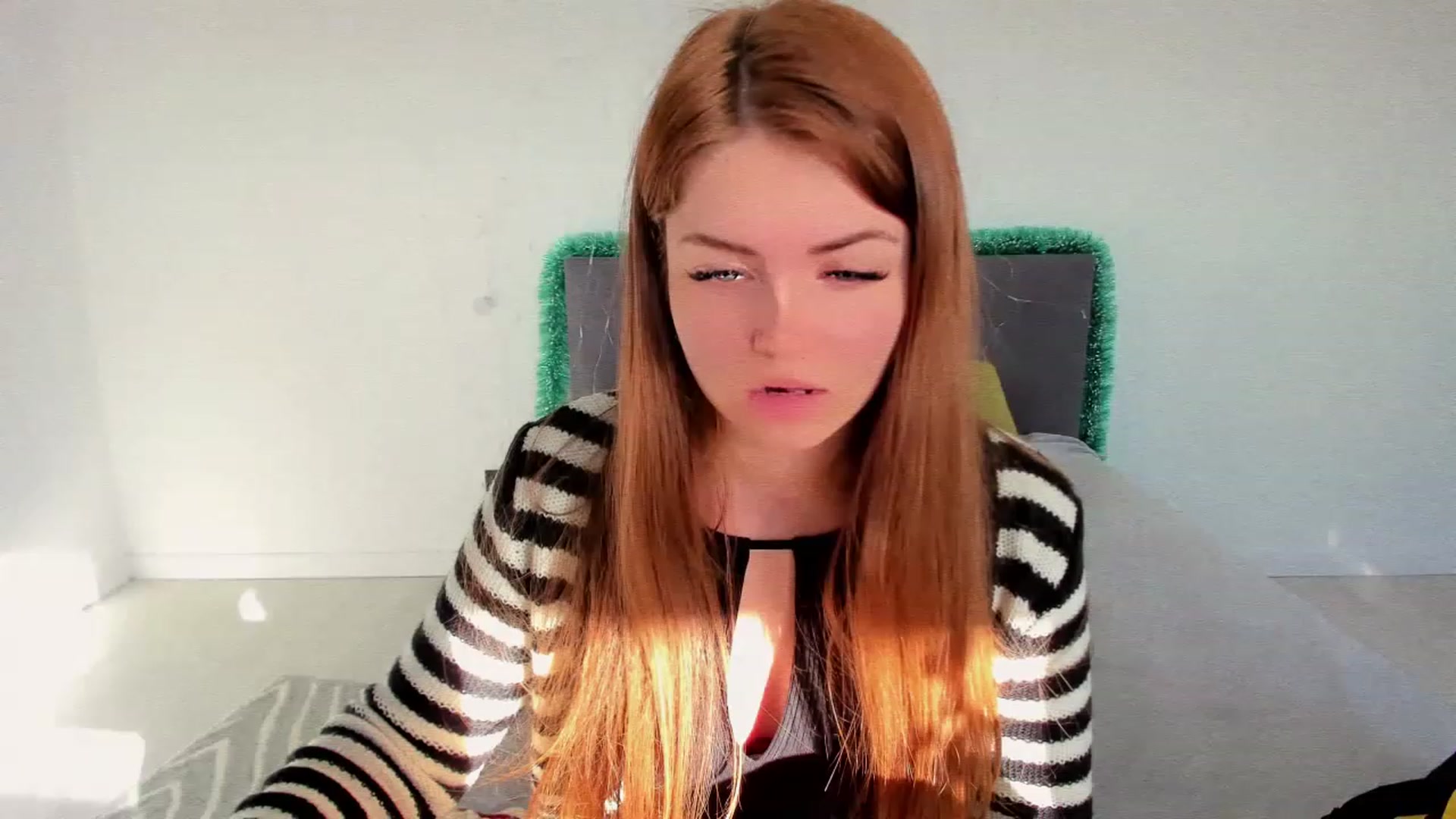Gallery image thumbnail from Miriam_Mills's myfreecams stream on, 01/02/2023, 10:15 image 19 of 20