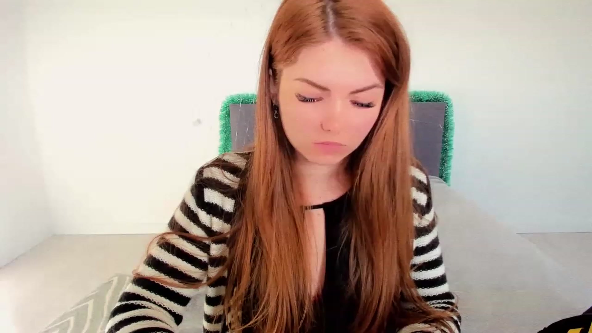 Gallery image thumbnail from Miriam_Mills's myfreecams stream on, 01/02/2023, 10:15 image 2 of 20