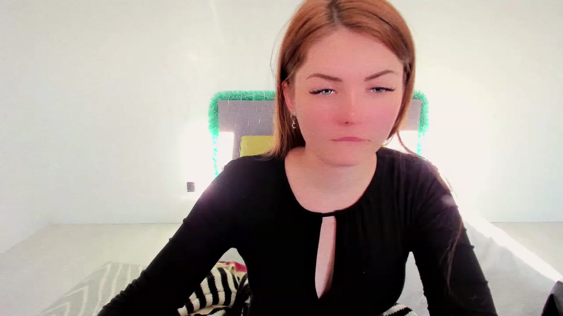 Gallery image thumbnail from Miriam_Mills's myfreecams stream on, 01/02/2023, 12:48 image 10 of 20