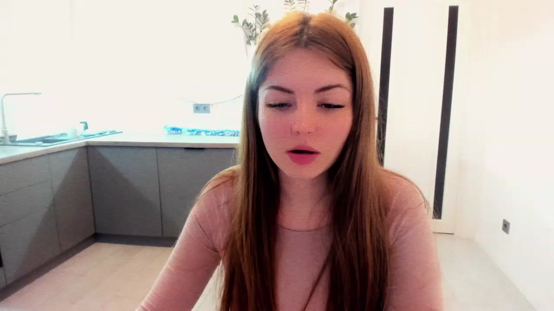 Gallery image thumbnail from Miriam_Mills's myfreecams stream on, 01/09/2023, 10:09 image 20 of 20