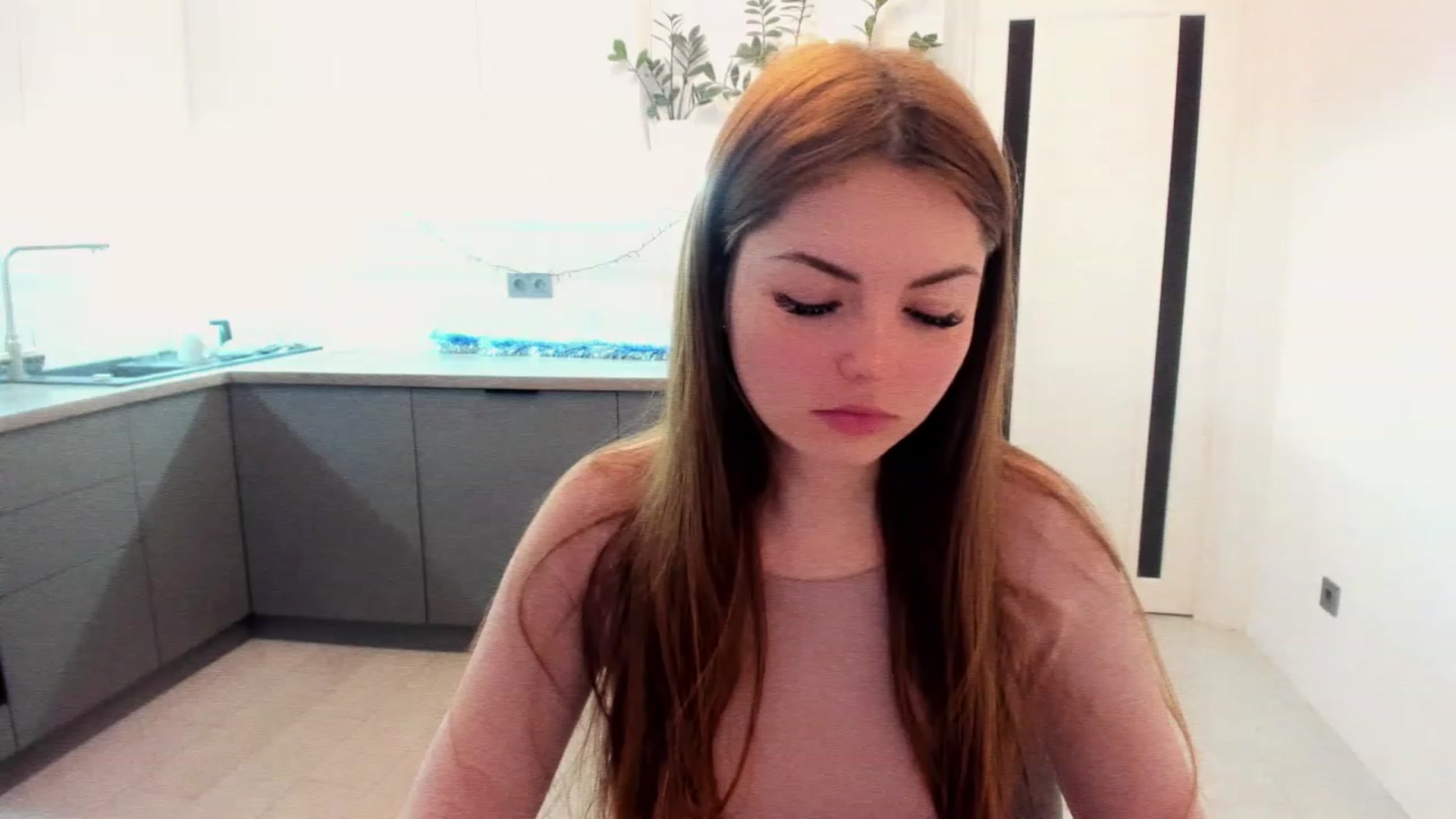 Gallery image thumbnail from Miriam_Mills's myfreecams stream on, 01/09/2023, 10:09 image 15 of 20