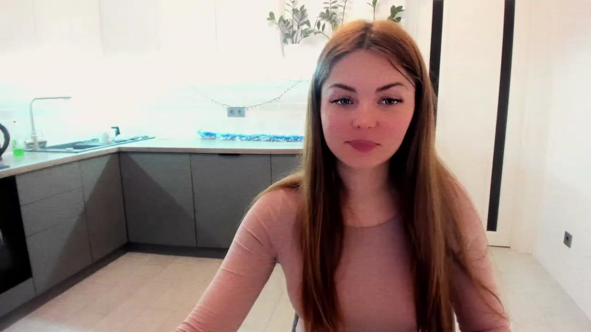 Gallery image thumbnail from Miriam_Mills's myfreecams stream on, 01/09/2023, 10:26 image 5 of 20