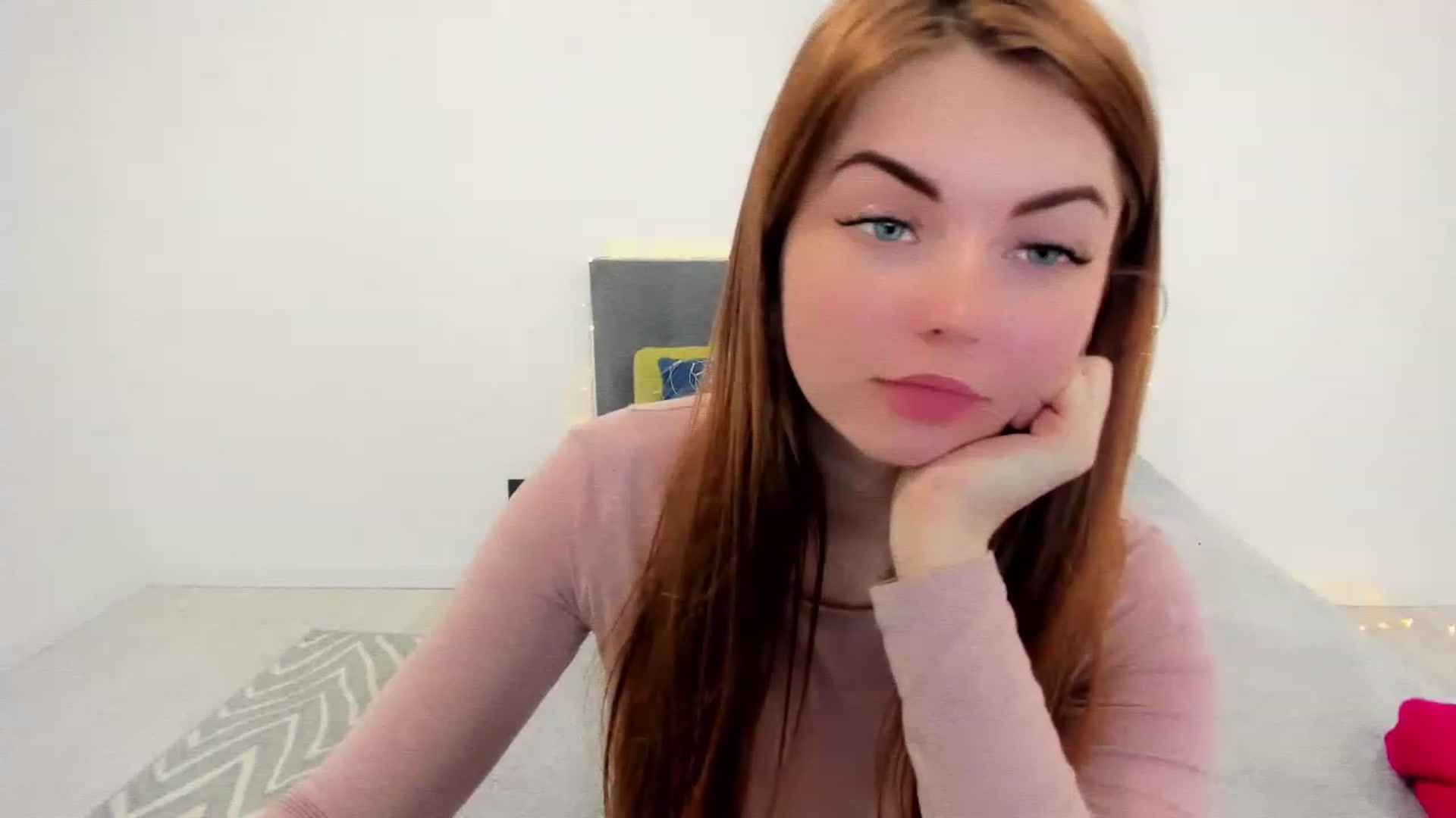 Gallery image thumbnail from Miriam_Mills's myfreecams stream on, 01/16/2023, 10:10 image 10 of 20