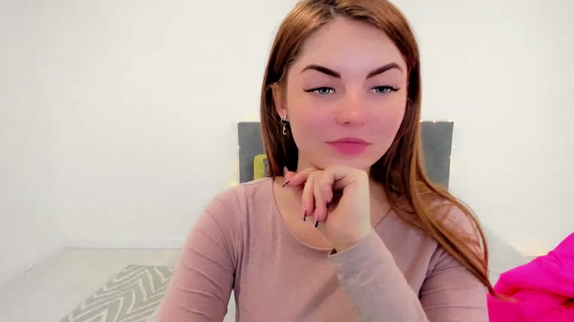 Gallery image thumbnail from Miriam_Mills's myfreecams stream on, 01/16/2023, 11:55 image 19 of 20