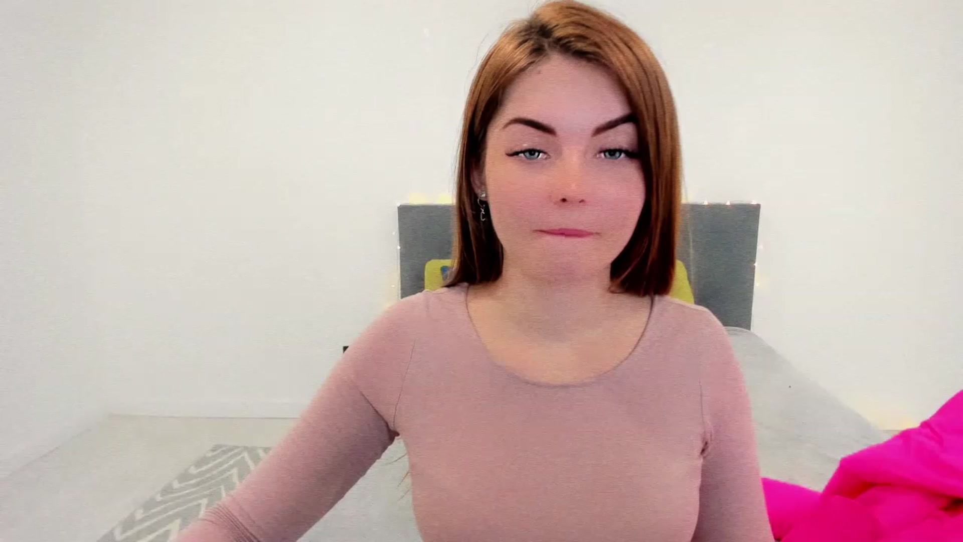 Gallery image thumbnail from Miriam_Mills's myfreecams stream on, 01/16/2023, 11:55 image 12 of 20